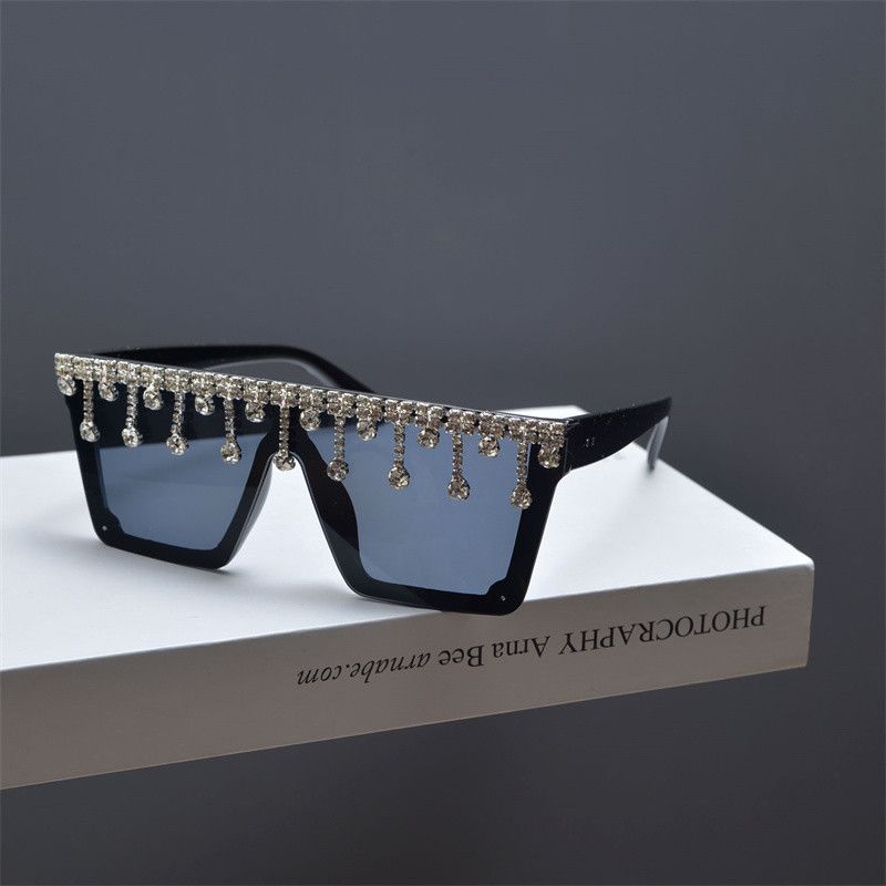 VIBE Vintage Street ins style custom avant-garde sunglasses Size ONE SIZE - 1 Thumbnail