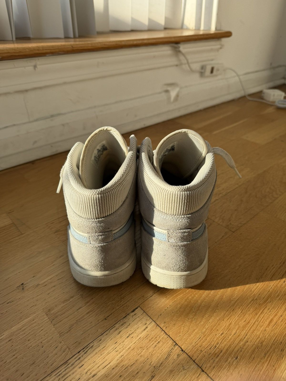 Jordan Brand Jordan 1 Mid Size US 10.5 / EU 43-44 - 4 Thumbnail