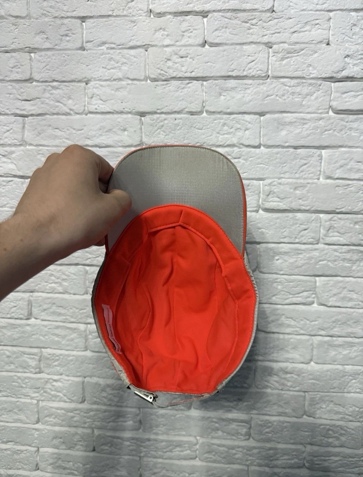 Malcolm McLaren McLaren Mercedes Vodafon Cap Lewis Hamilton F1 Cap Gold Hat Size ONE SIZE - 5 Thumbnail