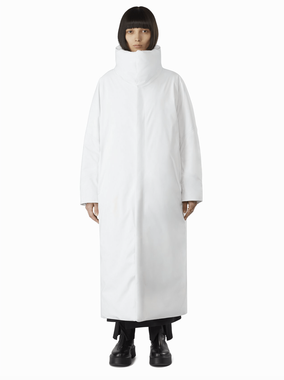 Veilance $1600 Arc'Teryx Veilance Cloud down Coat Moonbeam 2021 M Size M / US 6-8 / IT 42-44 - 1 Thumbnail