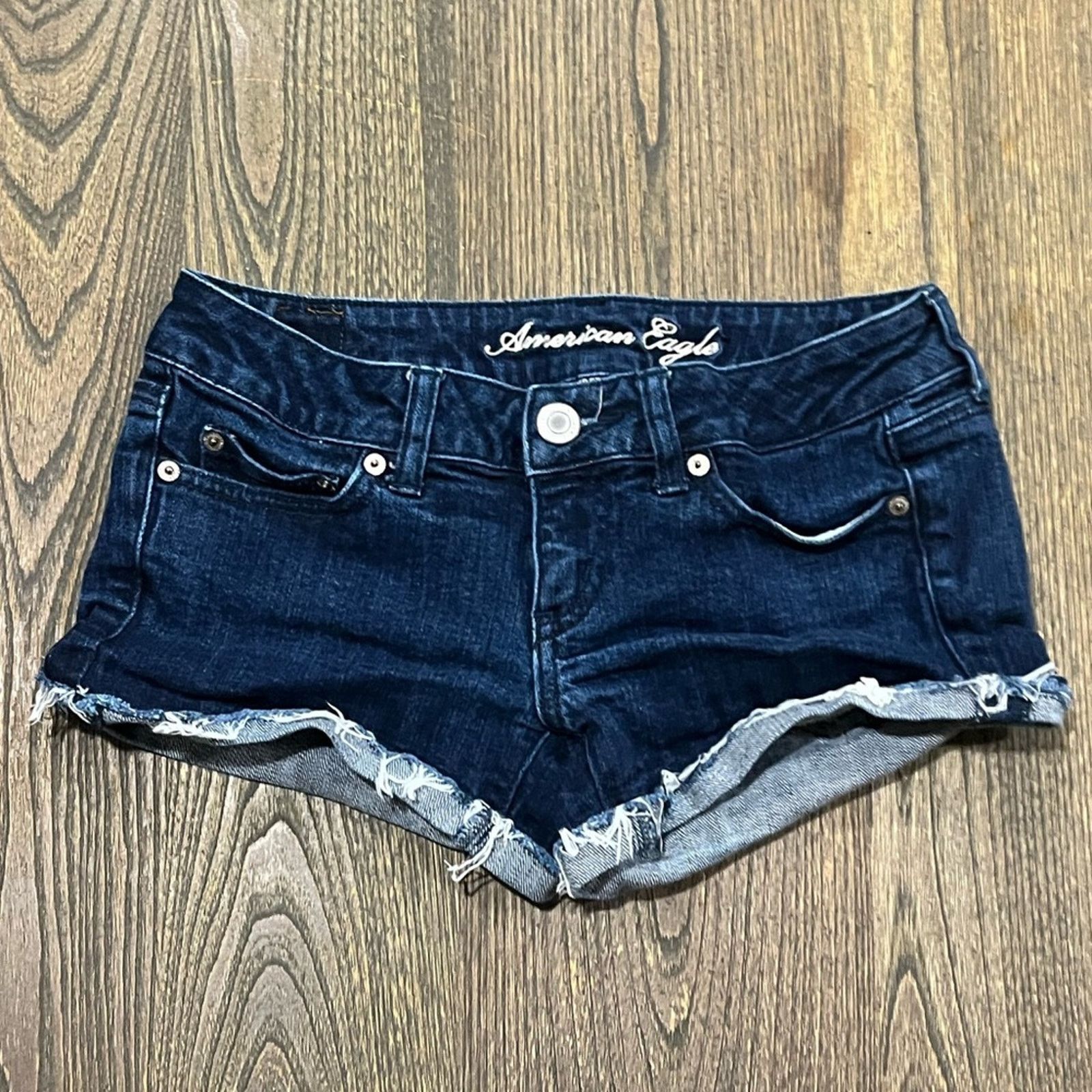 American Eagle Outfitters American Eagle Shorts Shortie Dark Wash Stretch Low Rise Size 27" / US 4 / IT 40 - 1 Thumbnail