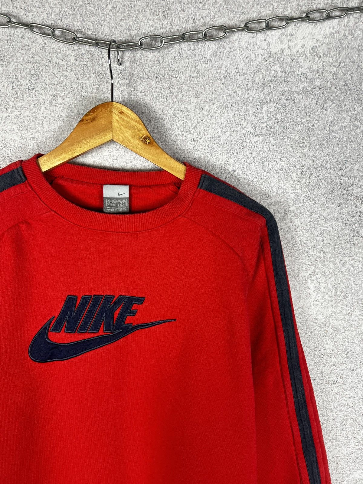Nike Vintage Y2K Nike Big Swoosh Logo Sweatshirt Boxy Fit Size US M / EU 48-50 / 2 - 2 Thumbnail