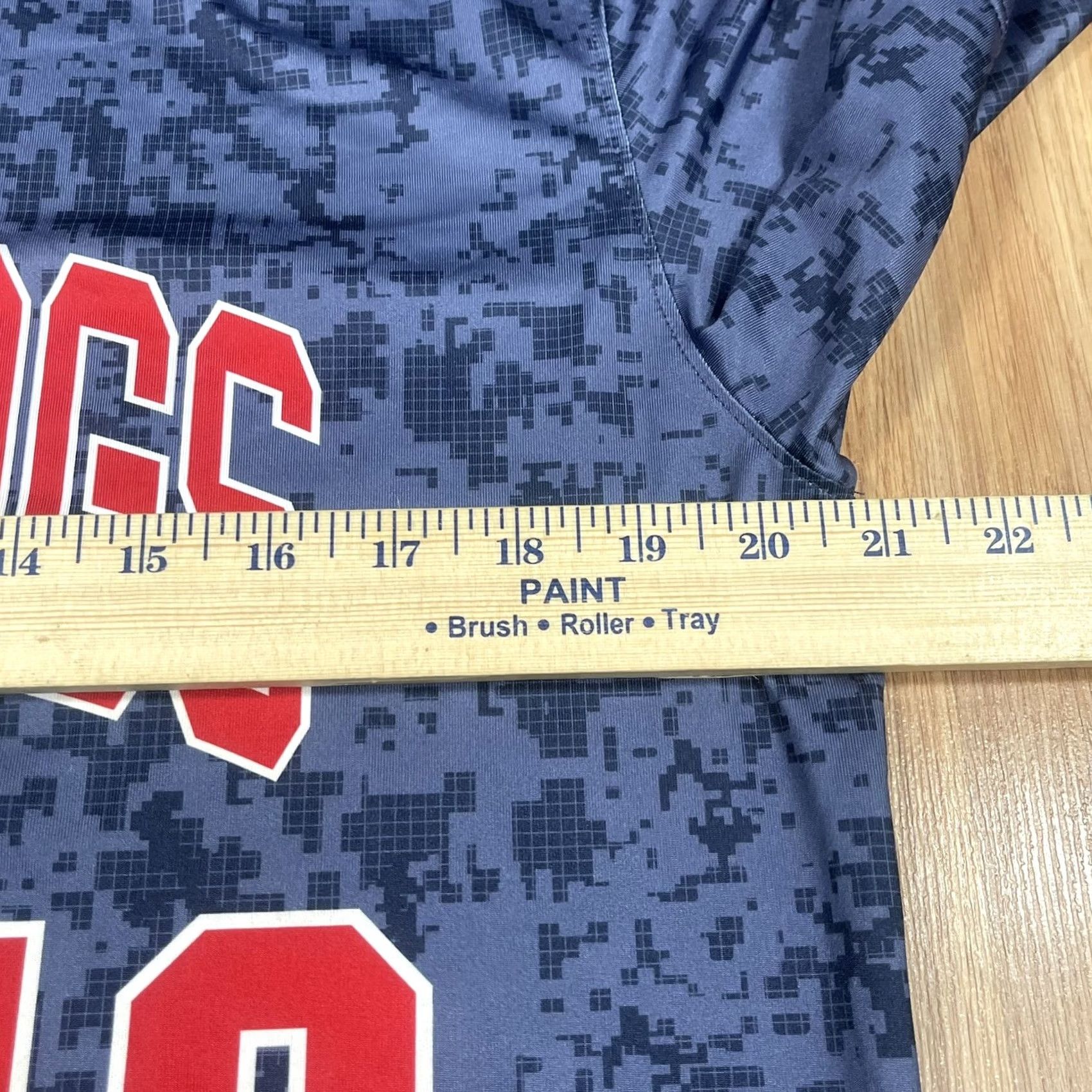 Under Armour Under Armour Mens M Medium T-Shirt Bulldogs #10 Blue CrewNeck Polyester Blend Size US M / EU 48-50 / 2 - 6 Thumbnail