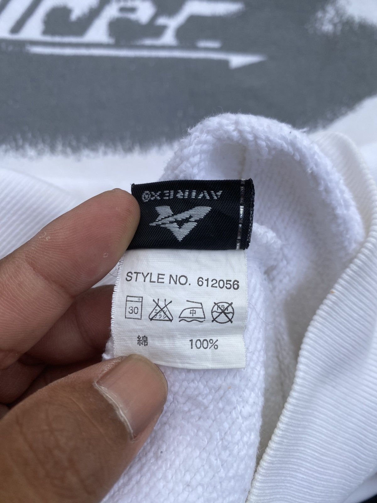 Avirex Rare Vintage 90s Avirex Sweatshirt Size US L / EU 52-54 / 3 - 15 Thumbnail