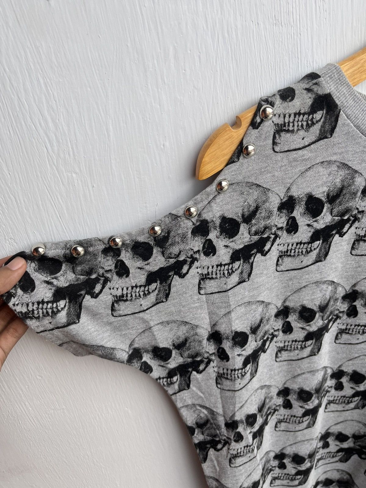 Yasuyuki Ishii GLAD NEWS SKULL AOP STUDED TEE GOTHIC PUNK Size US S / EU 44-46 / 1 - 4 Thumbnail