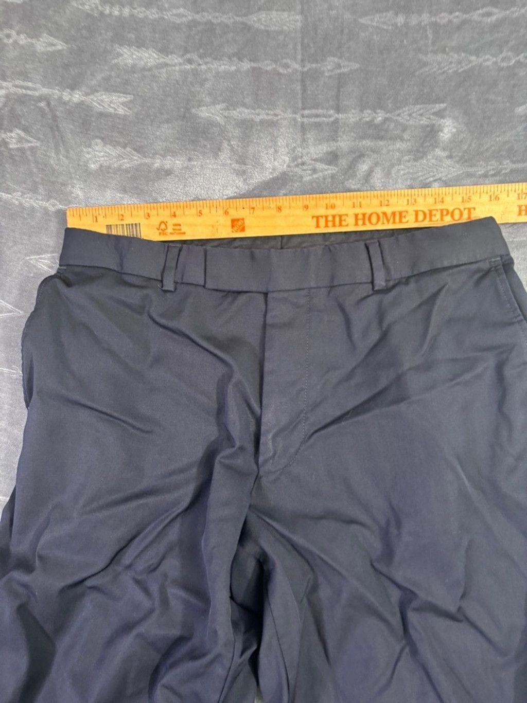 Men's Hugo Boss Black Dress Pants Size 34/R Career Classic