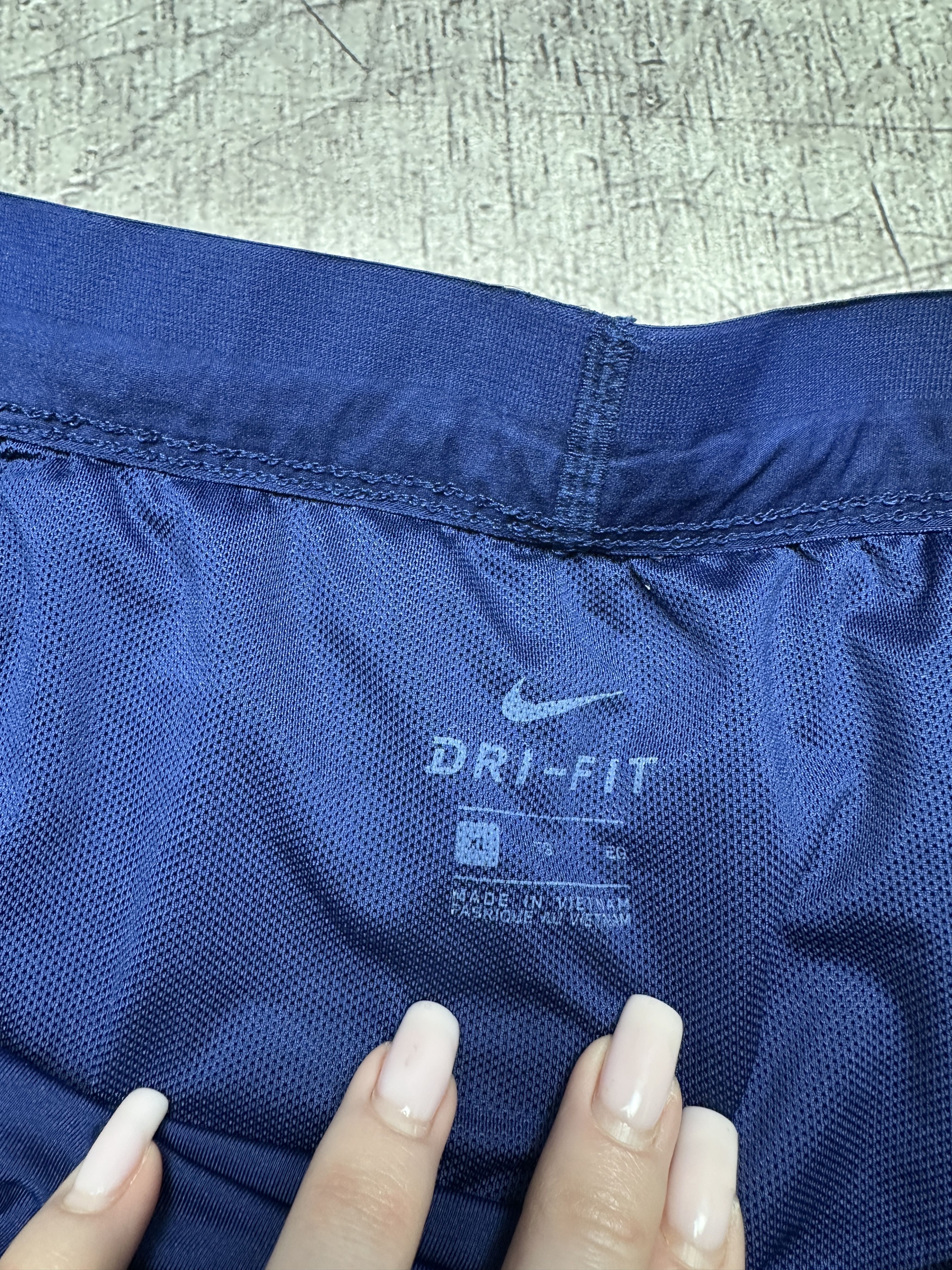 Nike Nike Dri Fit Mens Nylon Shorts Size US 36 / EU 52 - 5 Thumbnail