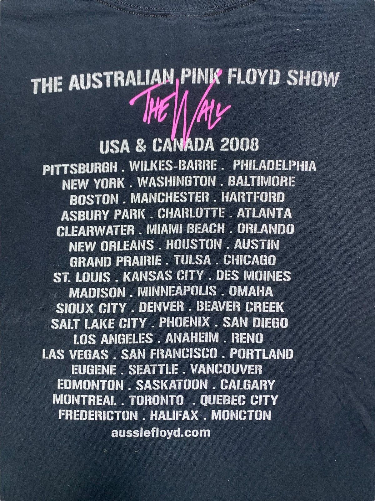 Band Tees VINTAGE BAND TEE PINK FLOYD WORLD TOUR 08-09 NICE DESIGN Size US XXL / EU 58 / 5 - 10 Thumbnail