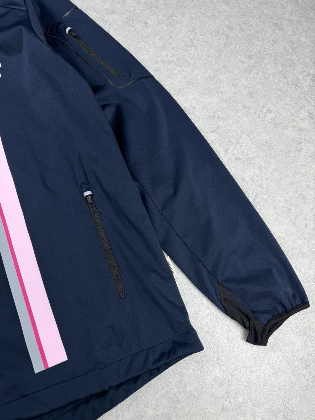 Mercedes-Benz Mercedes AMG Motorsport BWT Softshell Jacket HAKRO Size L Size US L / EU 52-54 / 3 - 2 Thumbnail