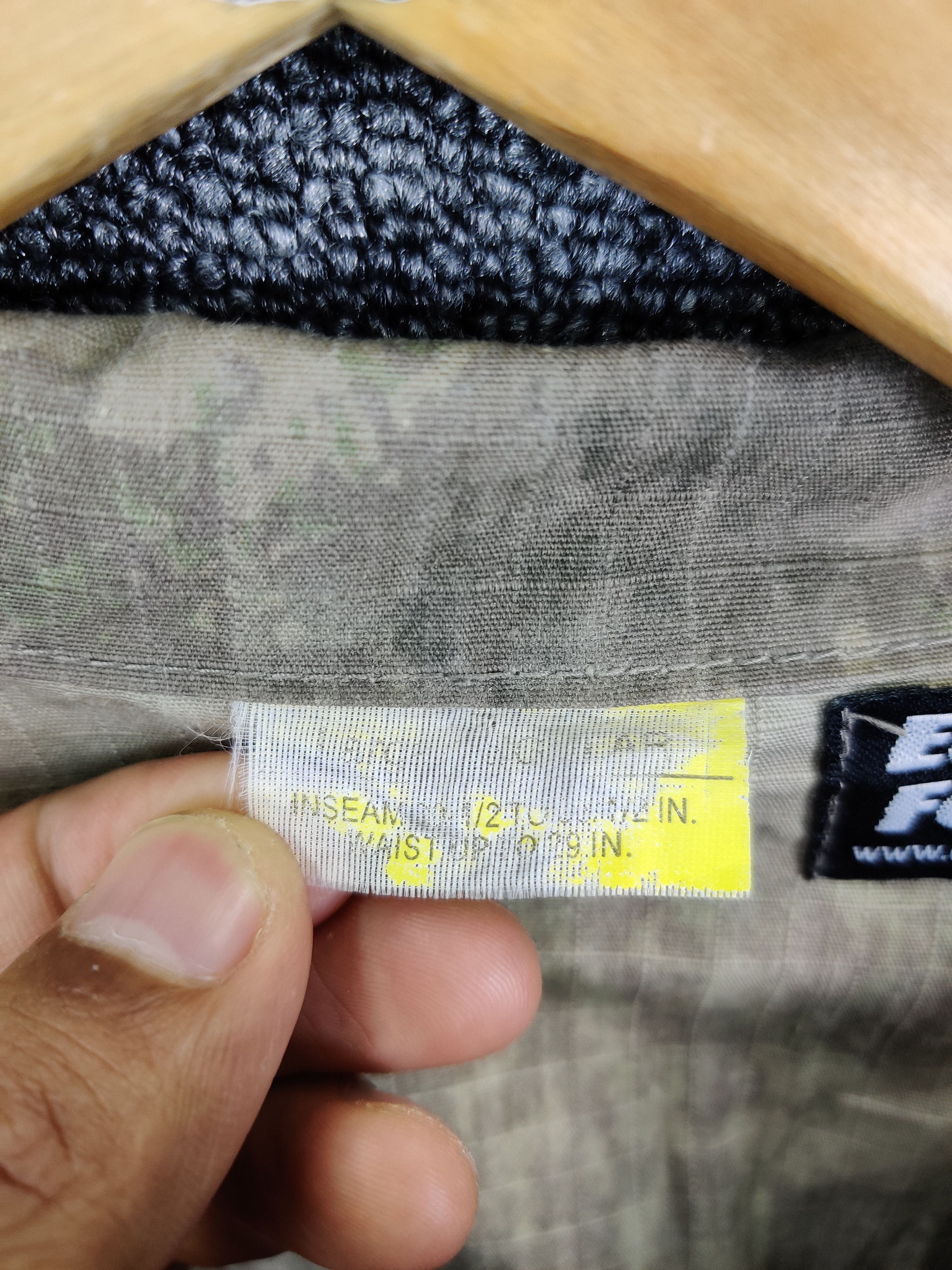 Vintage Vintage Eagle Force Camouflage Army Jacket Size US L / EU 52-54 / 3 - 14 Thumbnail