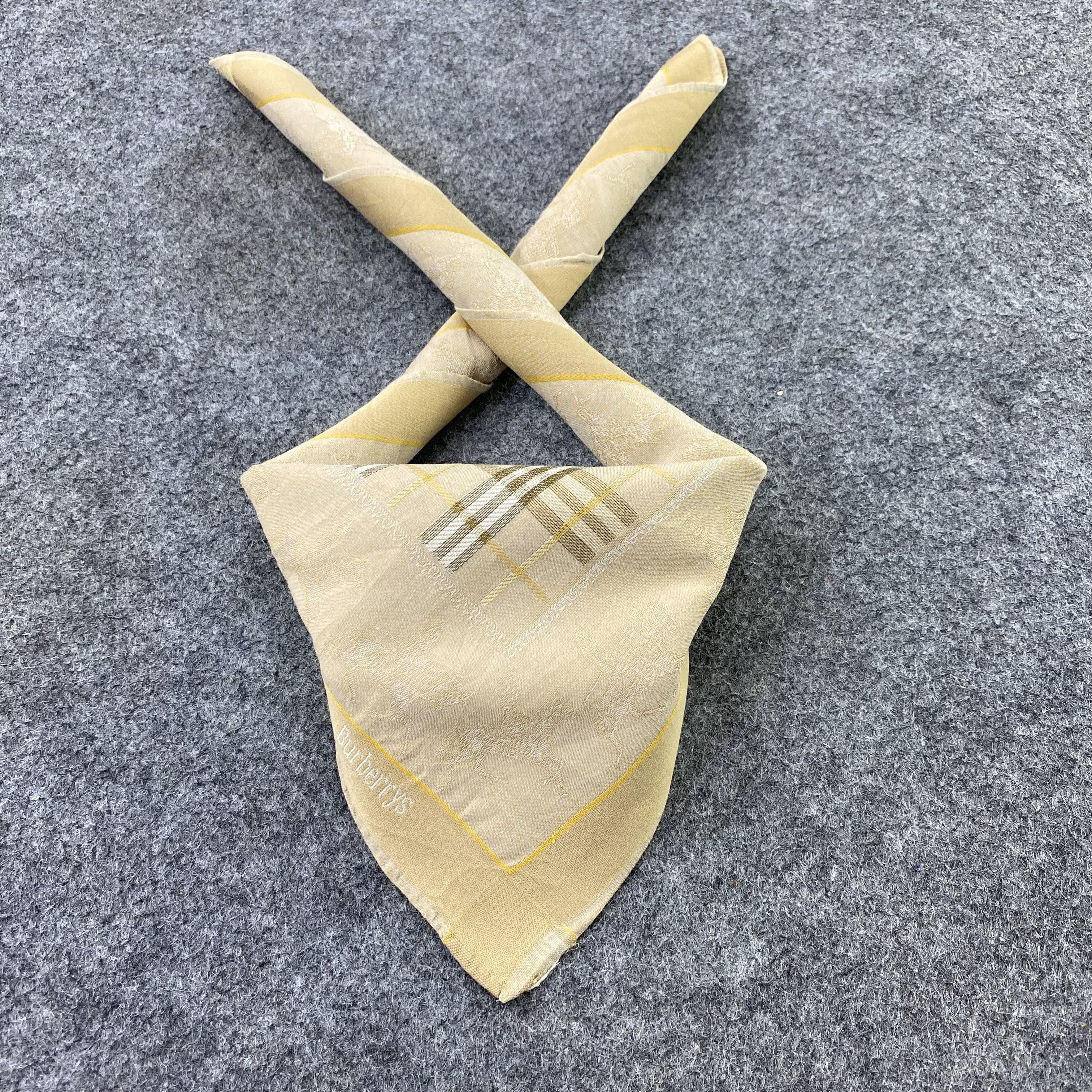 Burberry vintage Burberrys Handkerchief Neckerchief Bandana-B1679 Size ONE SIZE - 2 Thumbnail