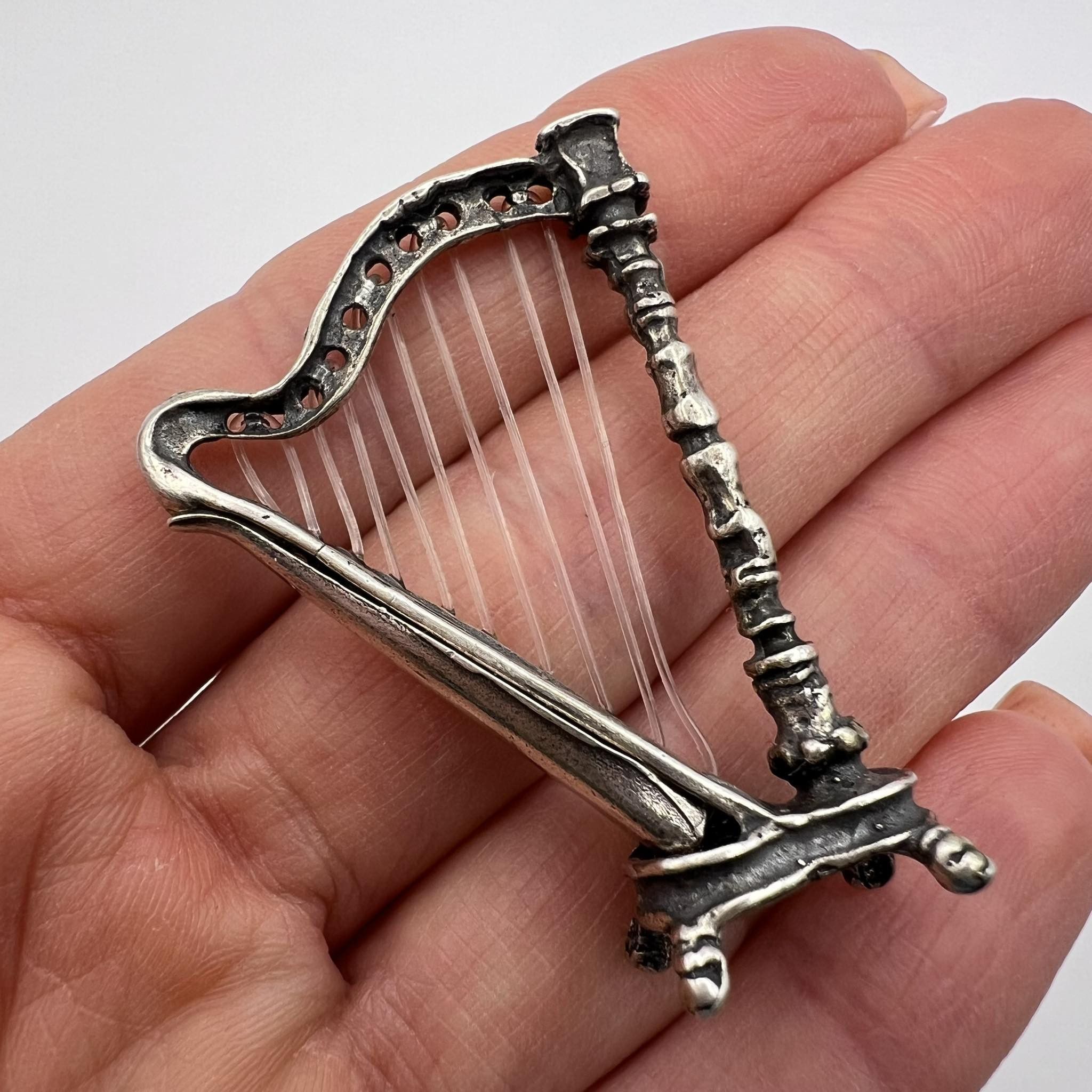 Vintage Vintage Mini Statue Silver 800 Music Harp Signed Italy Size ONE SIZE - 8 Thumbnail