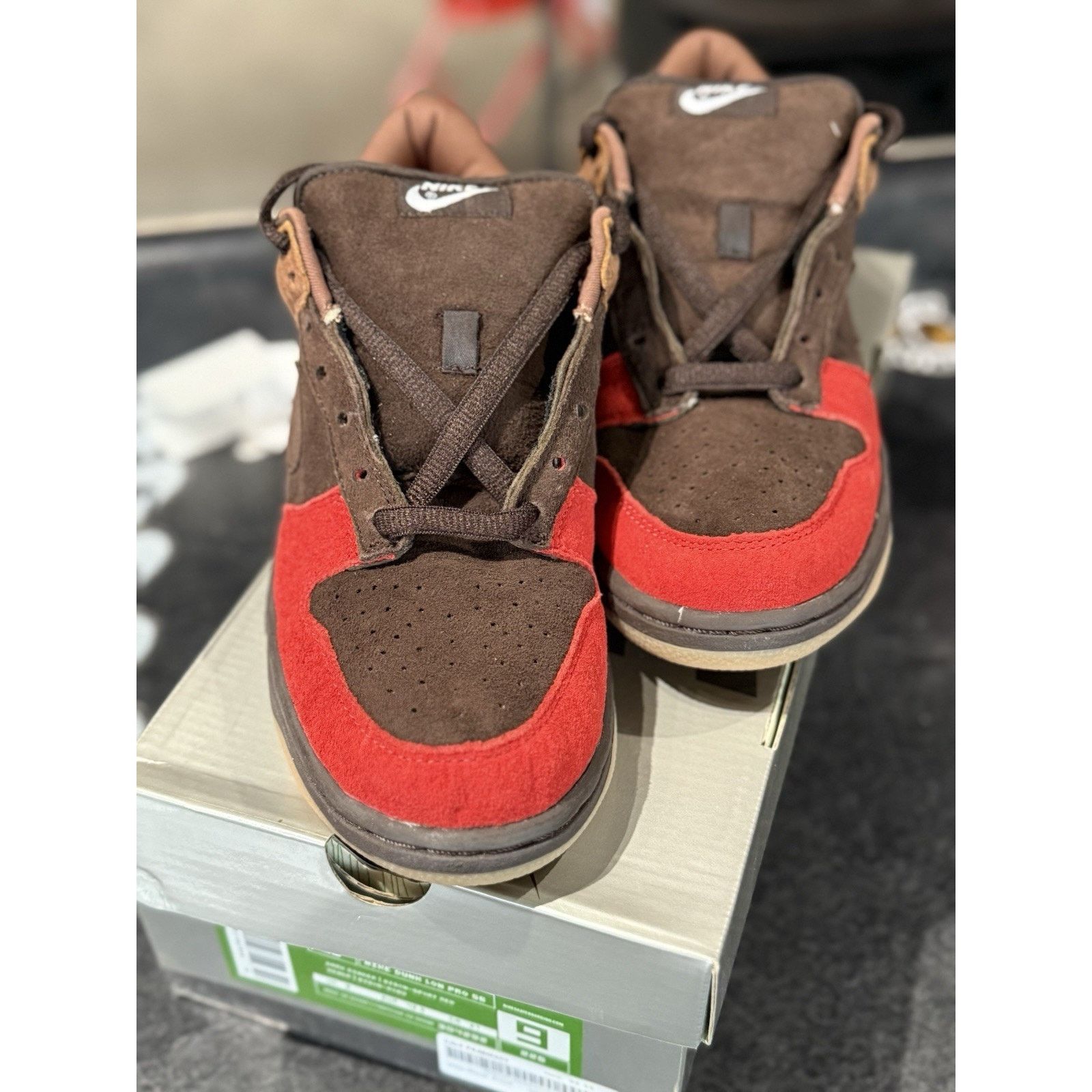 Nike Size 9 - Nike Dunk Pro SB Low Bison 2003 SUPER RARE GRAIL Size US 9 / EU 42 - 2 Thumbnail