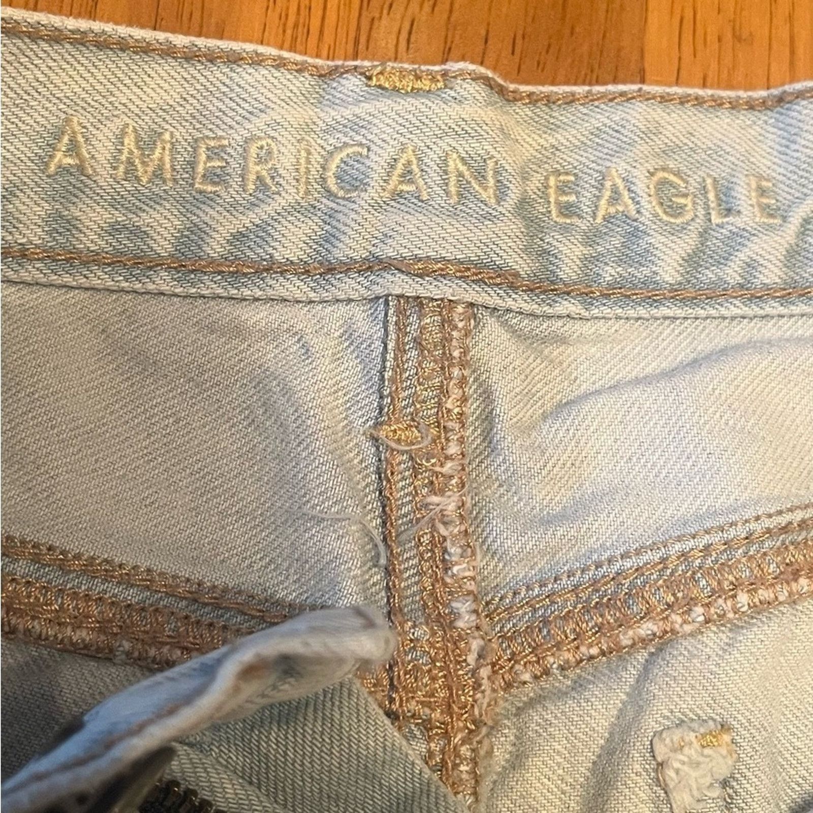 American Eagle Outfitters American Eagle distressed shorts, size small Size 27" / US 4 / IT 40 - 6 Thumbnail