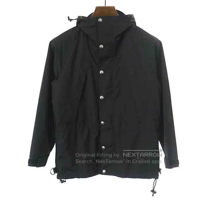 Junya Watanabe Junya Watanabe Black Hooded Windproof Jacket Size S / US 4 / IT 40 - 1 Thumbnail