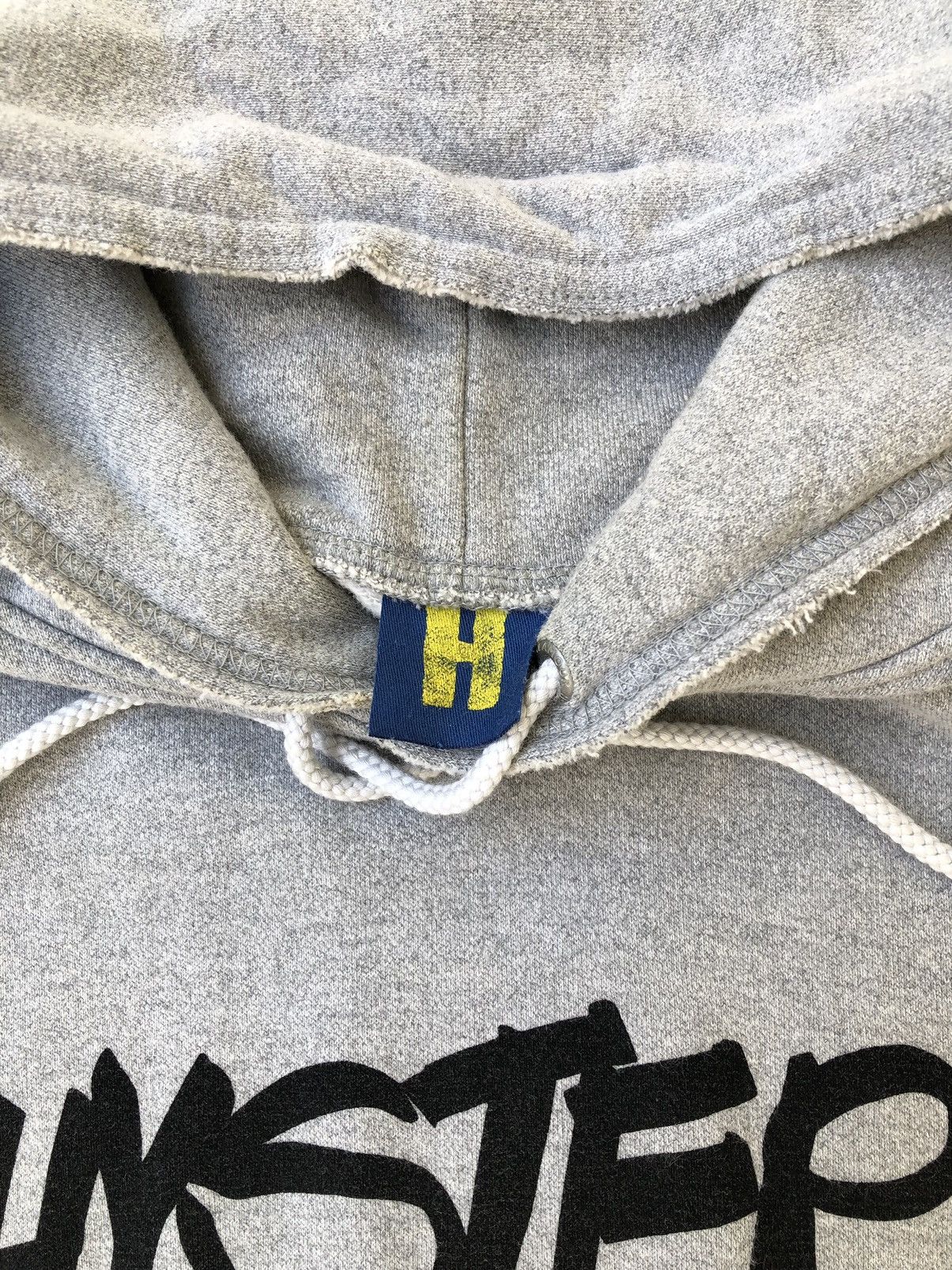 Hysteric Glamour Hysteric Glamour Roman Spellout Sleeveless Grey Hoodie Size US M / EU 48-50 / 2 - 9 Thumbnail
