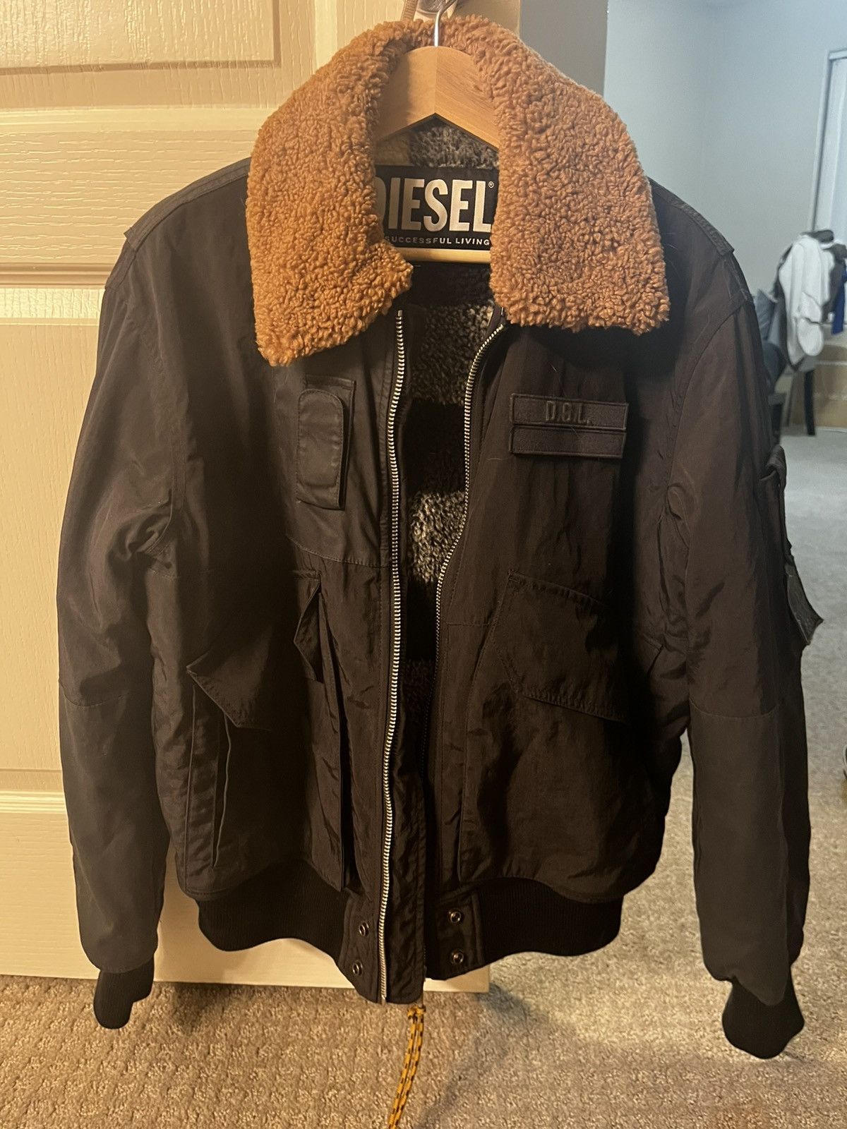 Diesel Diesel bomber extra warm detachable collar Size US S / EU 44-46 / 1 - 4 Thumbnail