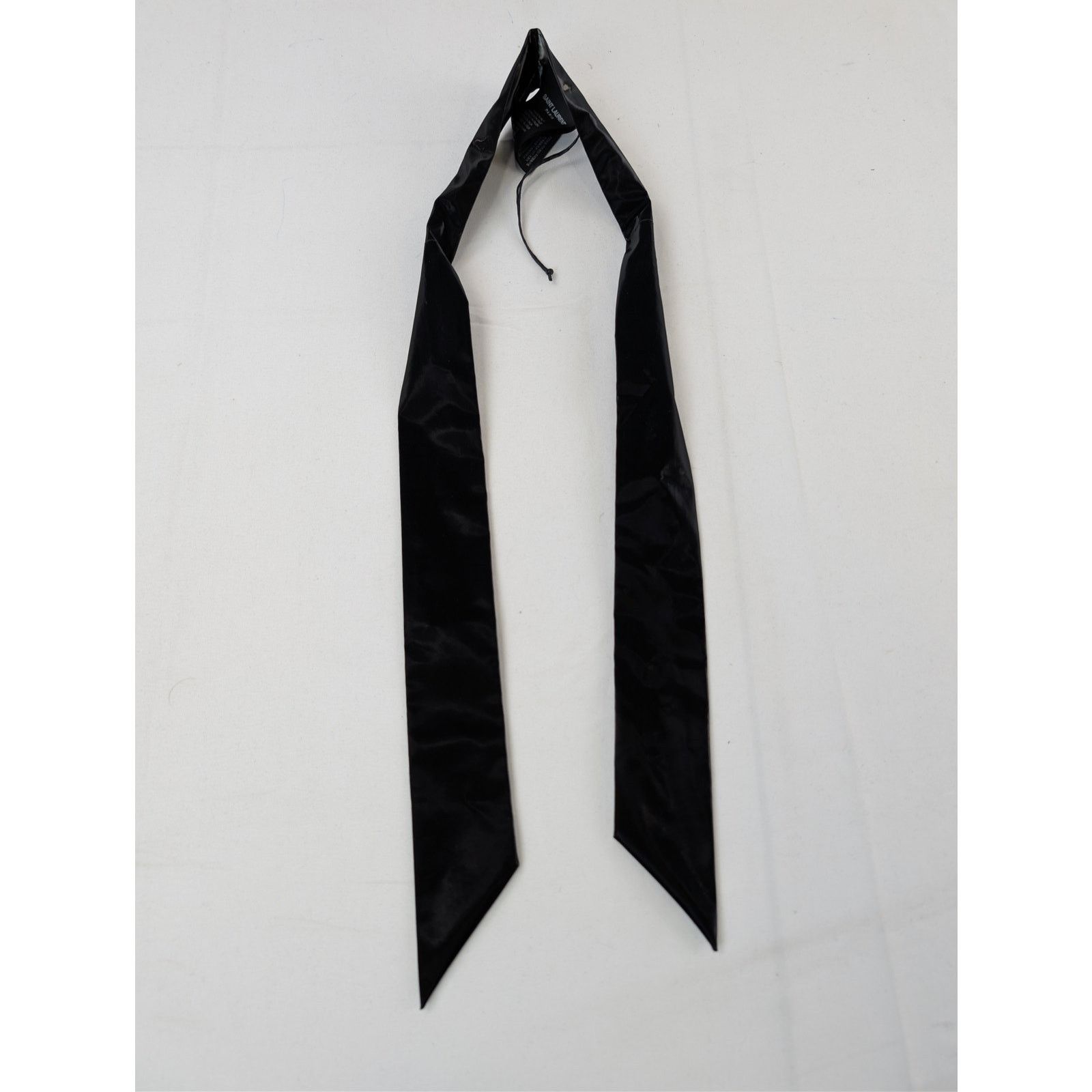 Saint Laurent Paris o1rshd1 Size: OS/ Satin Graduation Stole/Sash Tie in Black Size ONE SIZE - 2 Thumbnail