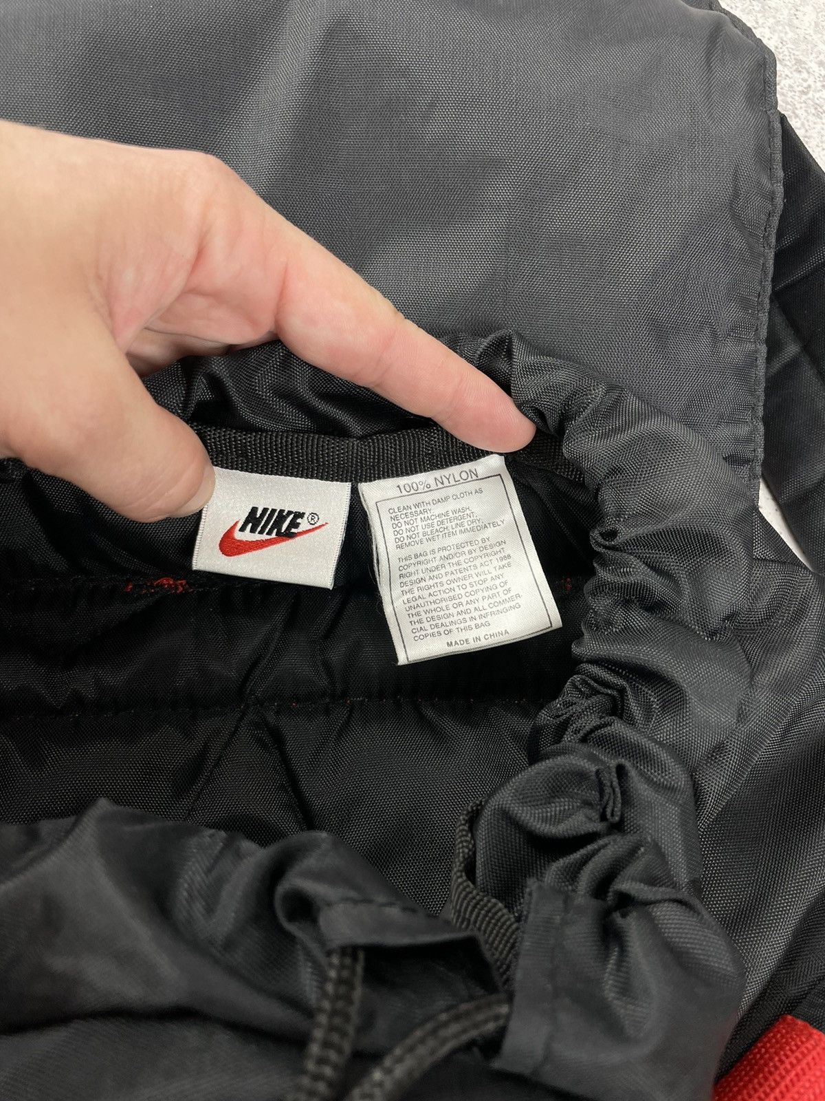 Nike Vintage Nike Old School Backpack Big Logo Size ONE SIZE - 8 Thumbnail