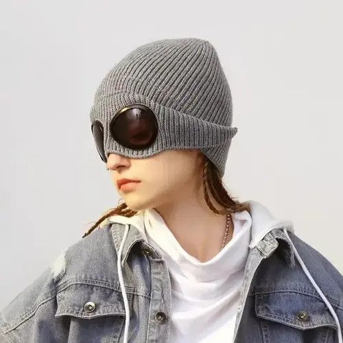 Designer × Hypebeast Black Brimless hat with goggles Size ONE SIZE - 4 Thumbnail
