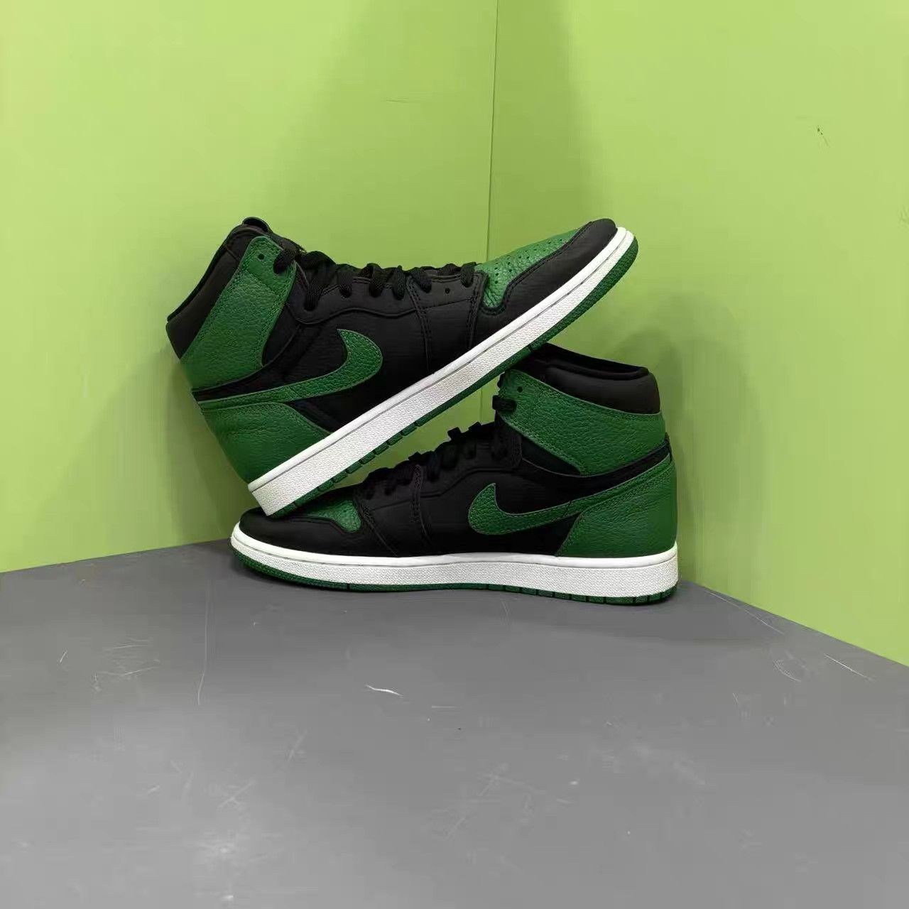 Jordan Brand Air Jordan 1 Sneakers K15 Size US 10 / EU 43 - 7 Thumbnail