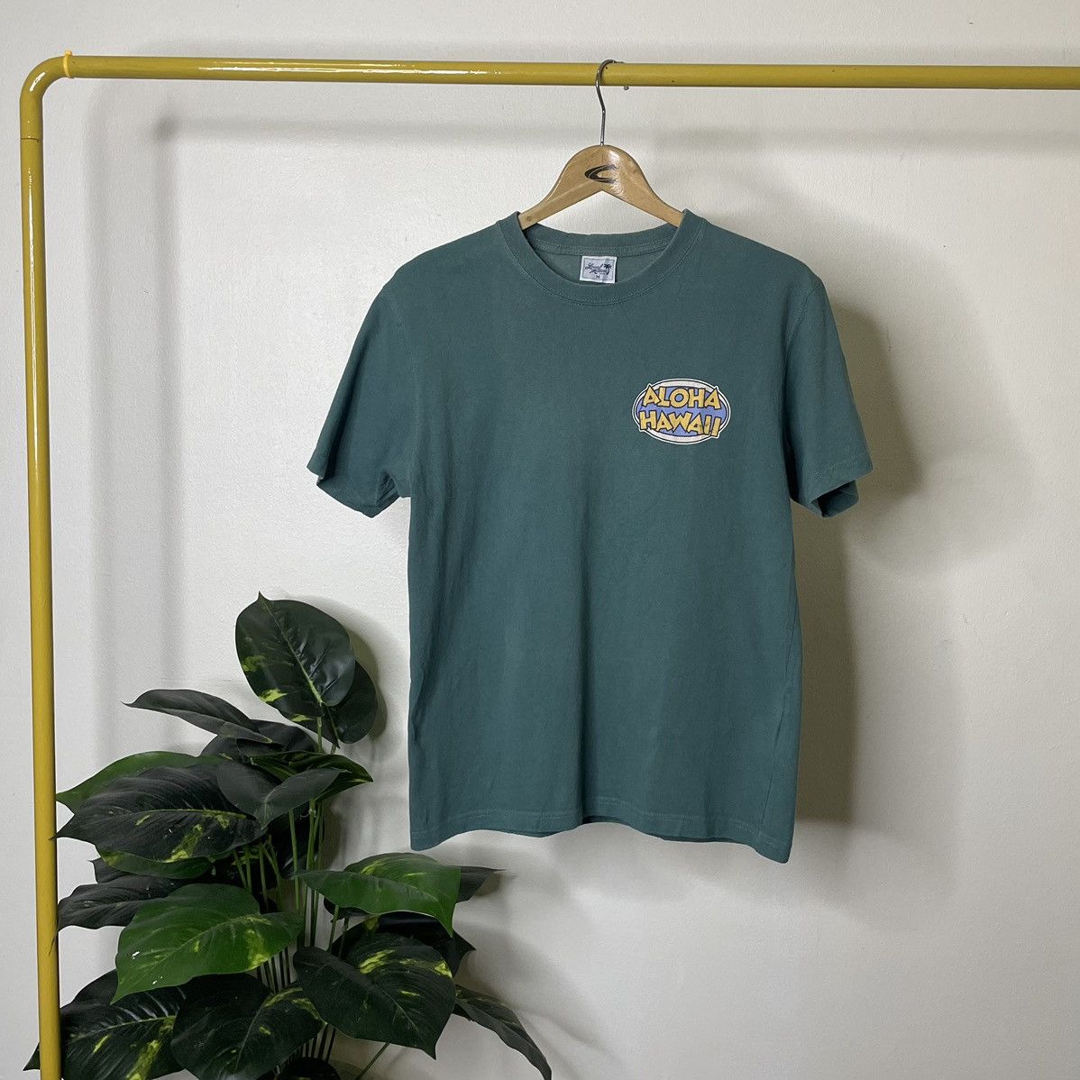 Disney × Vintage Vintage Y2K Local Motion Surf x Disney Mickey Mouse T Shirt Size US M / EU 48-50 / 2 - 7 Thumbnail