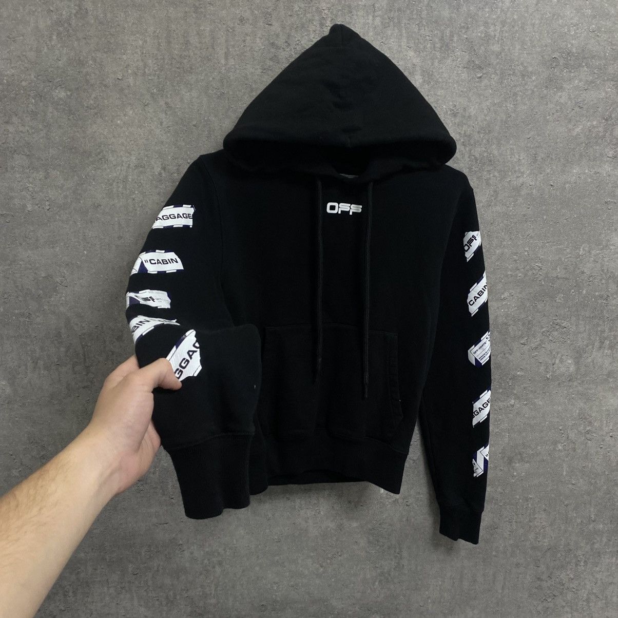 Off-White OFF-WHITE SS20 Airport Tape Arrow Hoodie Big Logo Size US XS / EU 42 / 0 - 3 Thumbnail