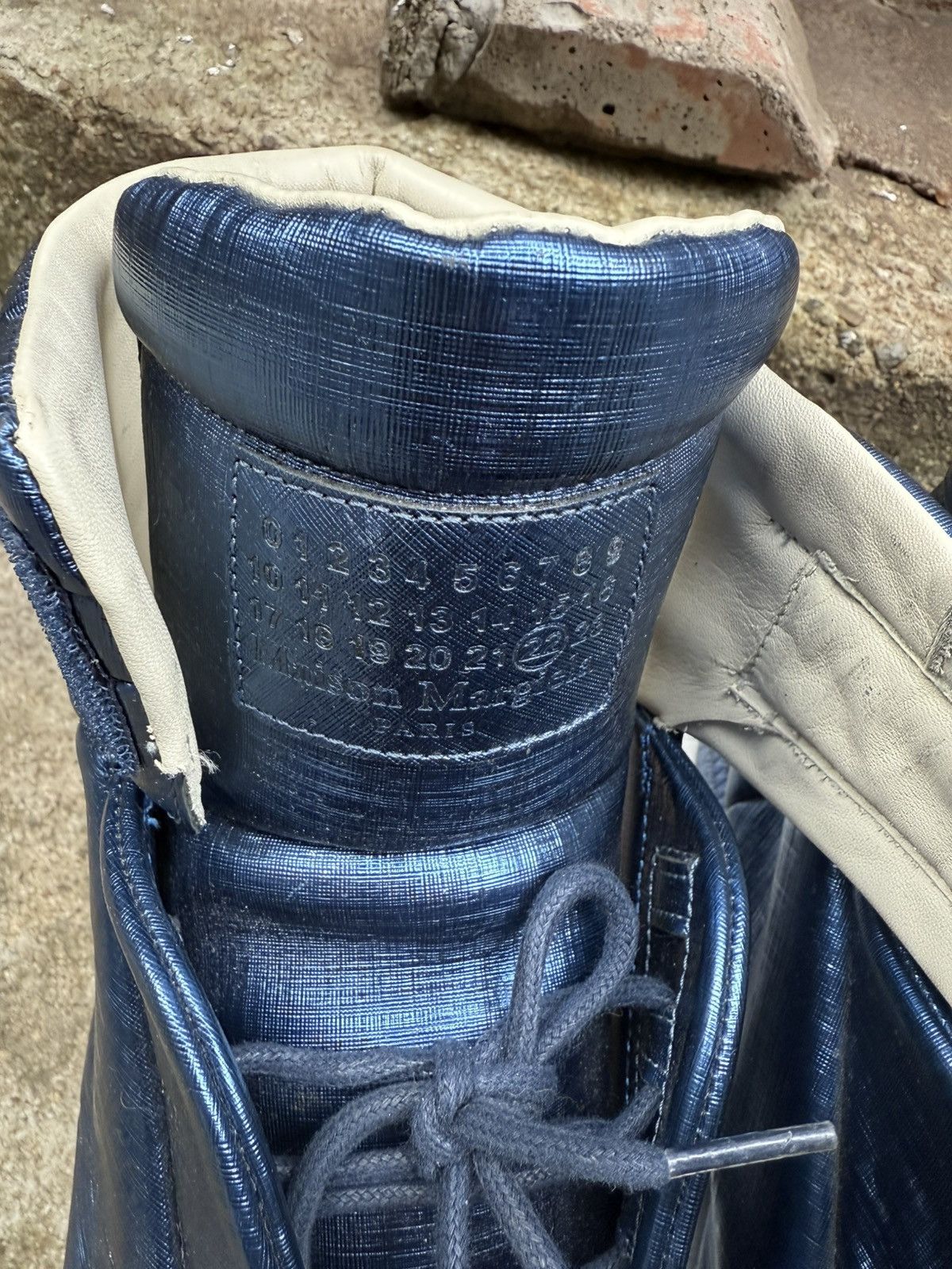 Maison Margiela Maison Margiela Holographic Futures 43.5 Size US 10.5 / EU 43-44 - 8 Thumbnail