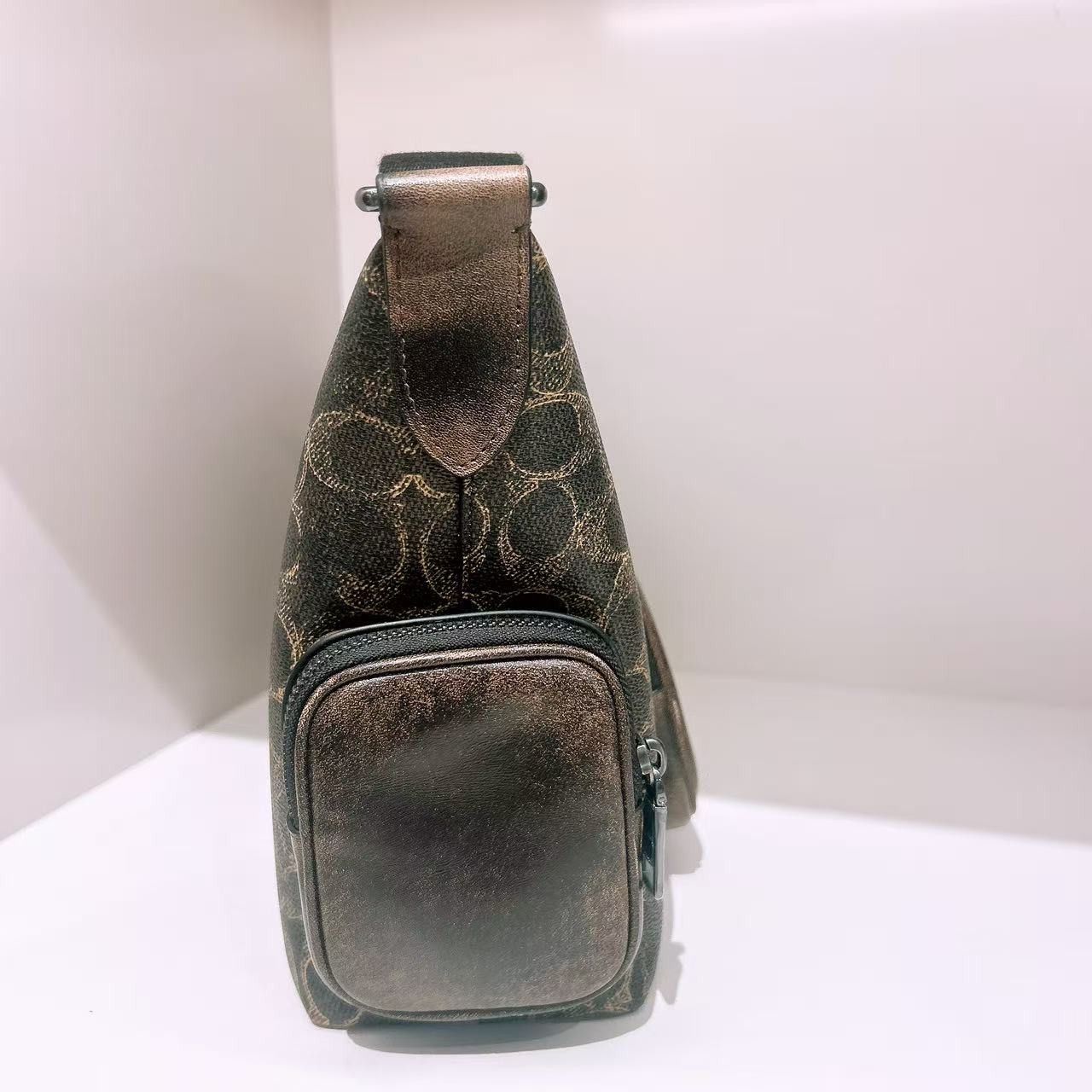 Coach Finn Crossbody Bag Pockets Loved Signature Canvas CDY57 Size ONE SIZE - 6 Thumbnail