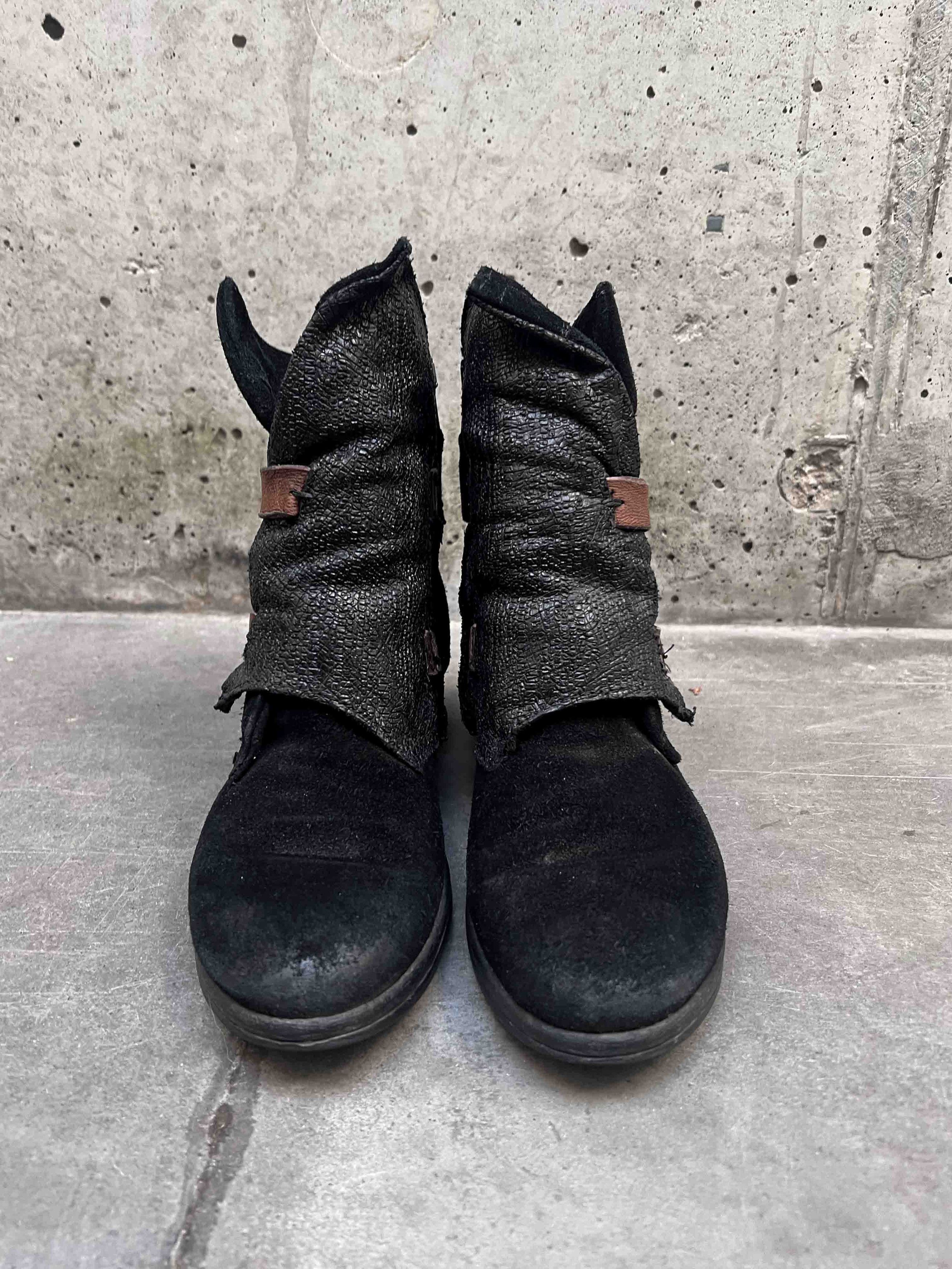 Vintage Distressed Strap Leather Boots Size US 7 / IT 37 - 2 Thumbnail