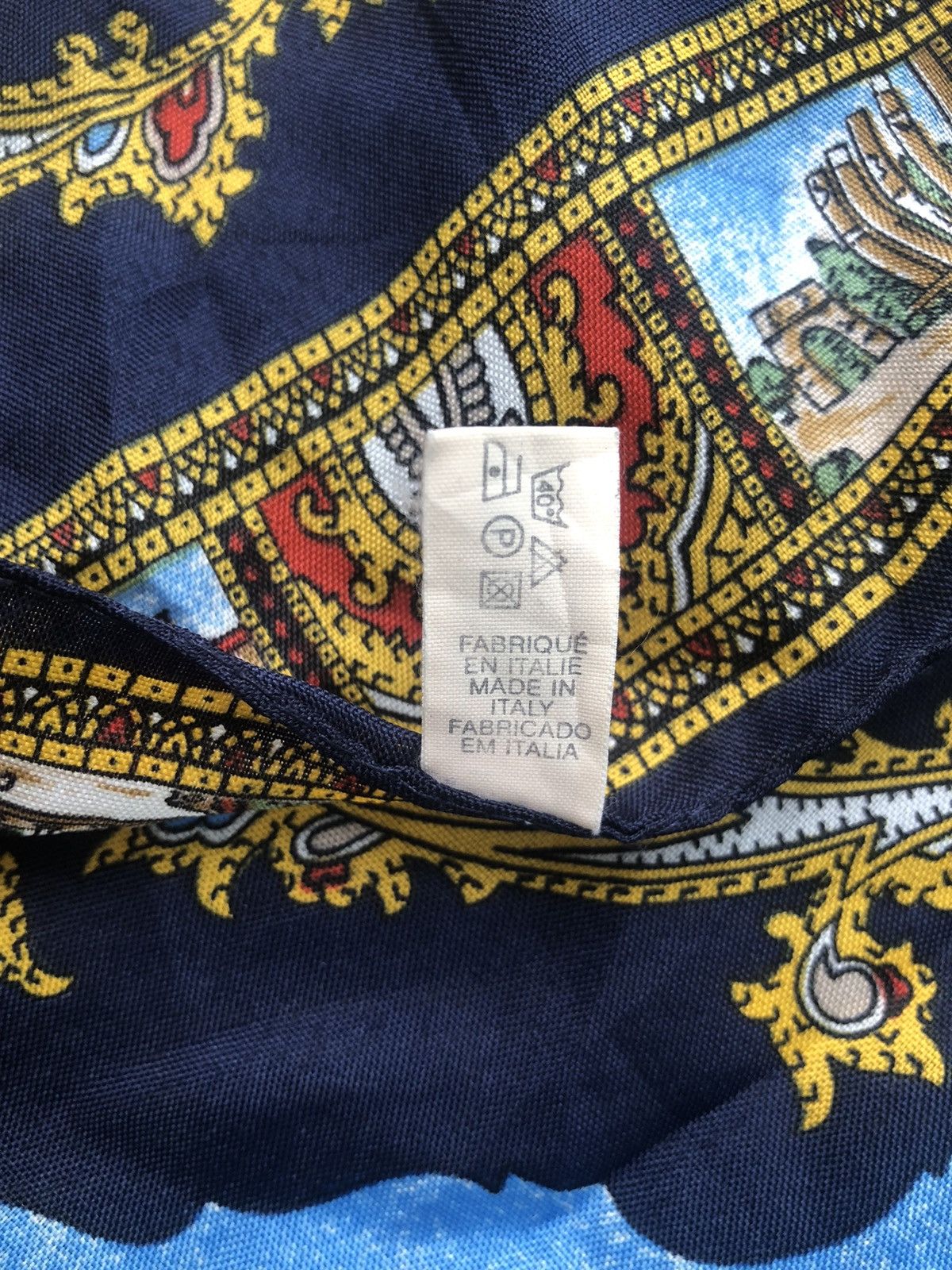 Designer Roma scarf Size ONE SIZE - 8 Thumbnail