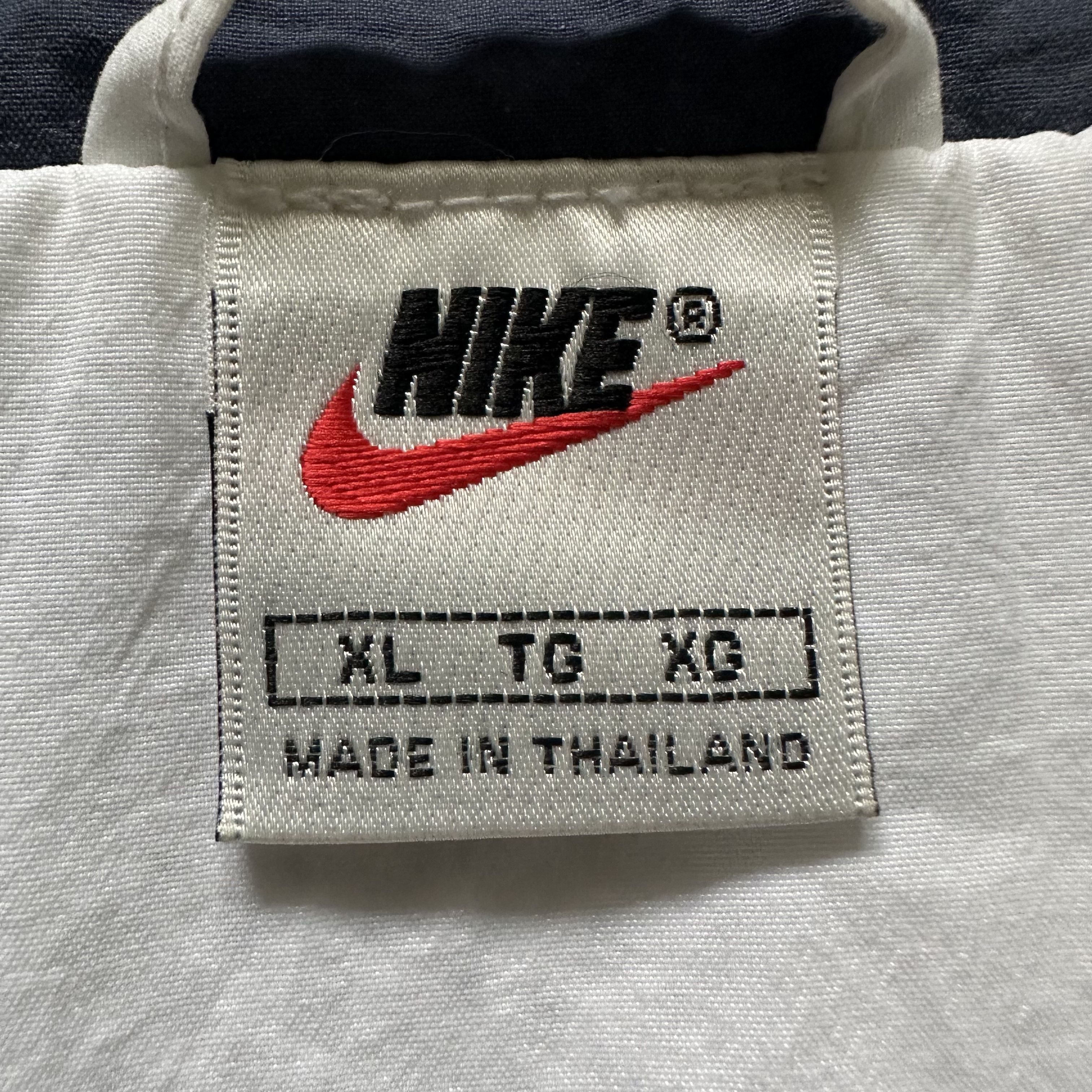 Nike Nike Court 90s Vintage Nylon Light Track Swoosh Logo Jacket Size US XL / EU 56 / 4 - 7 Thumbnail