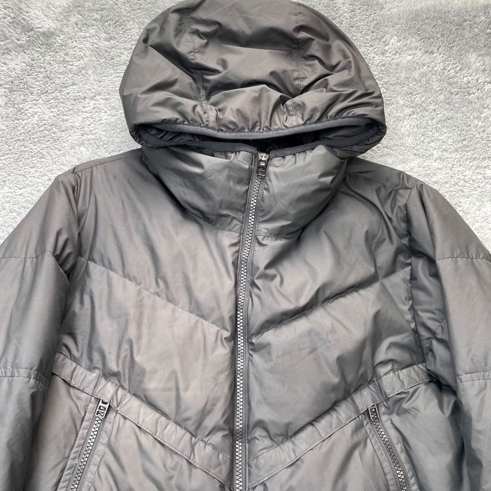 Nike Nike Jacket Mens XS Black Storm Fit Down Puffer Coat Hooded Short Zip Casual Running Winter Charcoal? Size US XS / EU 42 / 0 - 3 Thumbnail