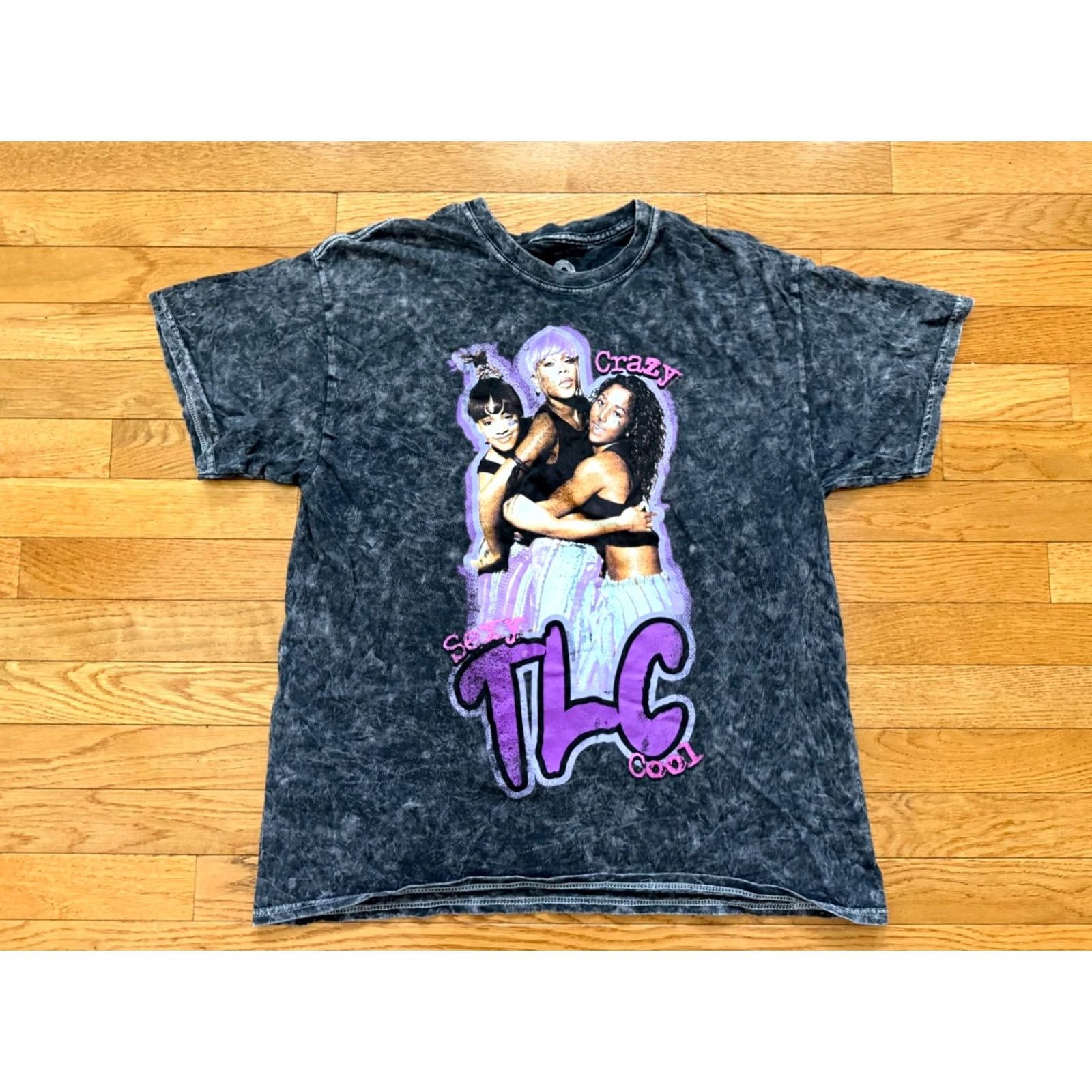Vintage VINTAGE TLC T-Shirt Black Graphic Album Waterfalls Adult M/L Crew Neck Short Sleeve Unisex Music 90s Hip Hop The Thread Shop Size US M / EU 48-50 / 2 - 2 Thumbnail