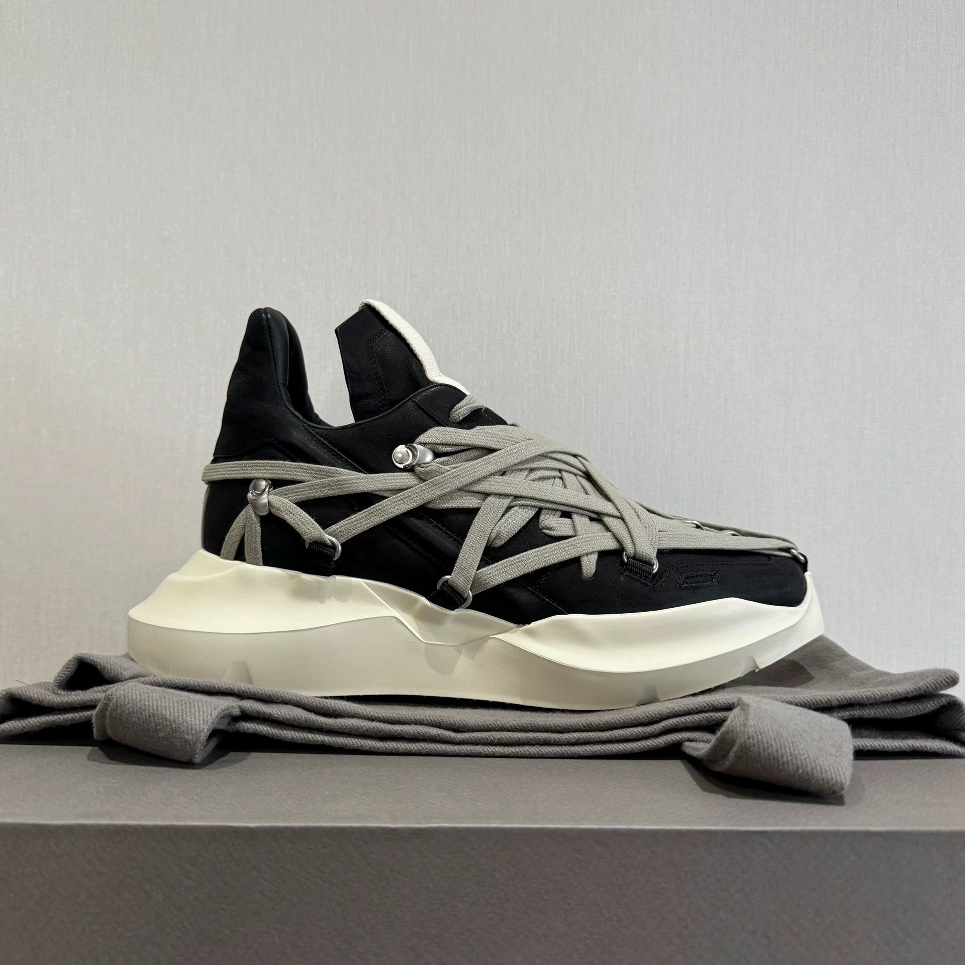Rick Owens Rick Owens Main Line Crazy Strappy Runner Running Shoes Size US 7 / EU 40 - 4 Thumbnail