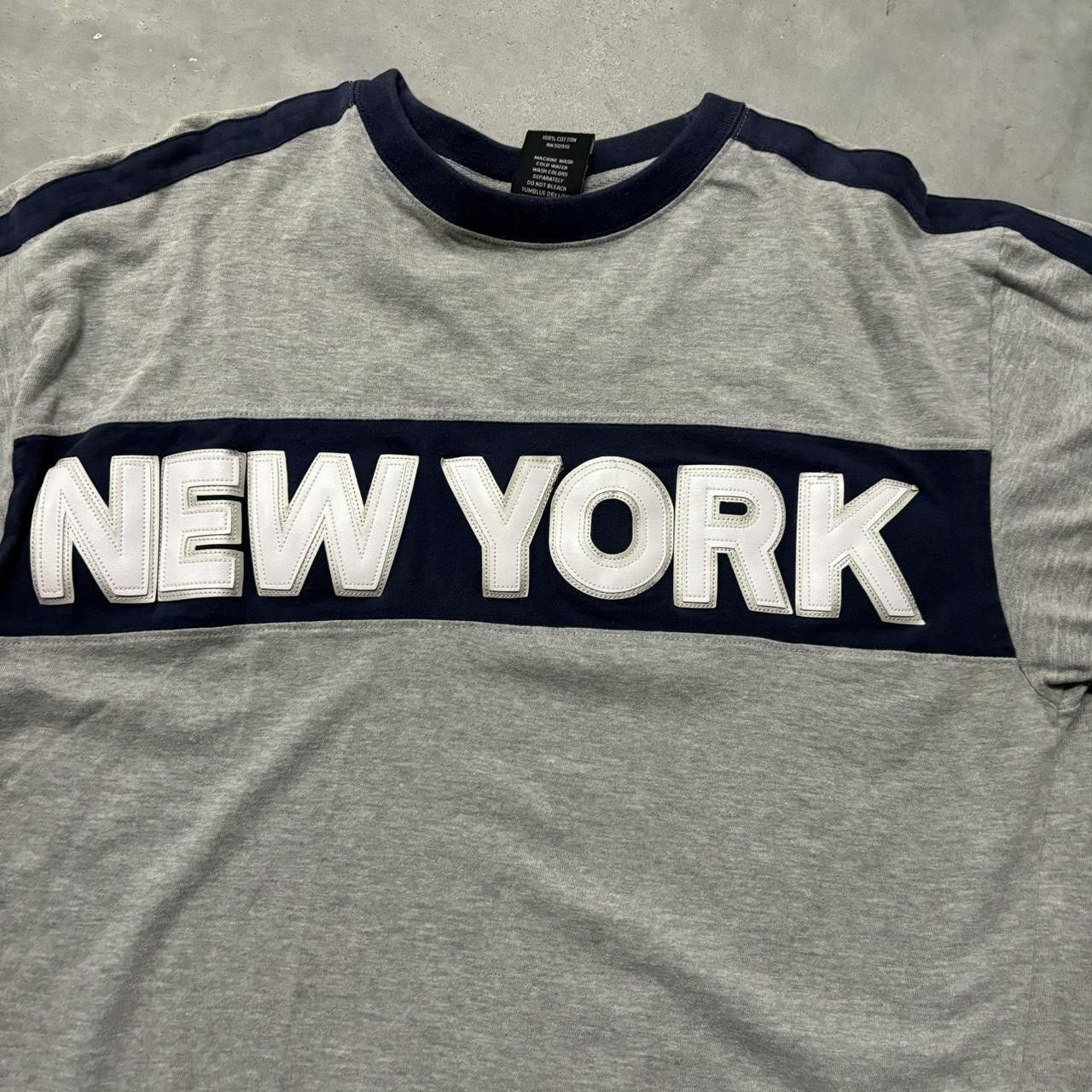 Japanese Brand × Vintage Crazy Vintage Y2K/2000s Grey New York Spellout Skater Streetwear Essential Tee! Size US XL / EU 56 / 4 - 2 Thumbnail