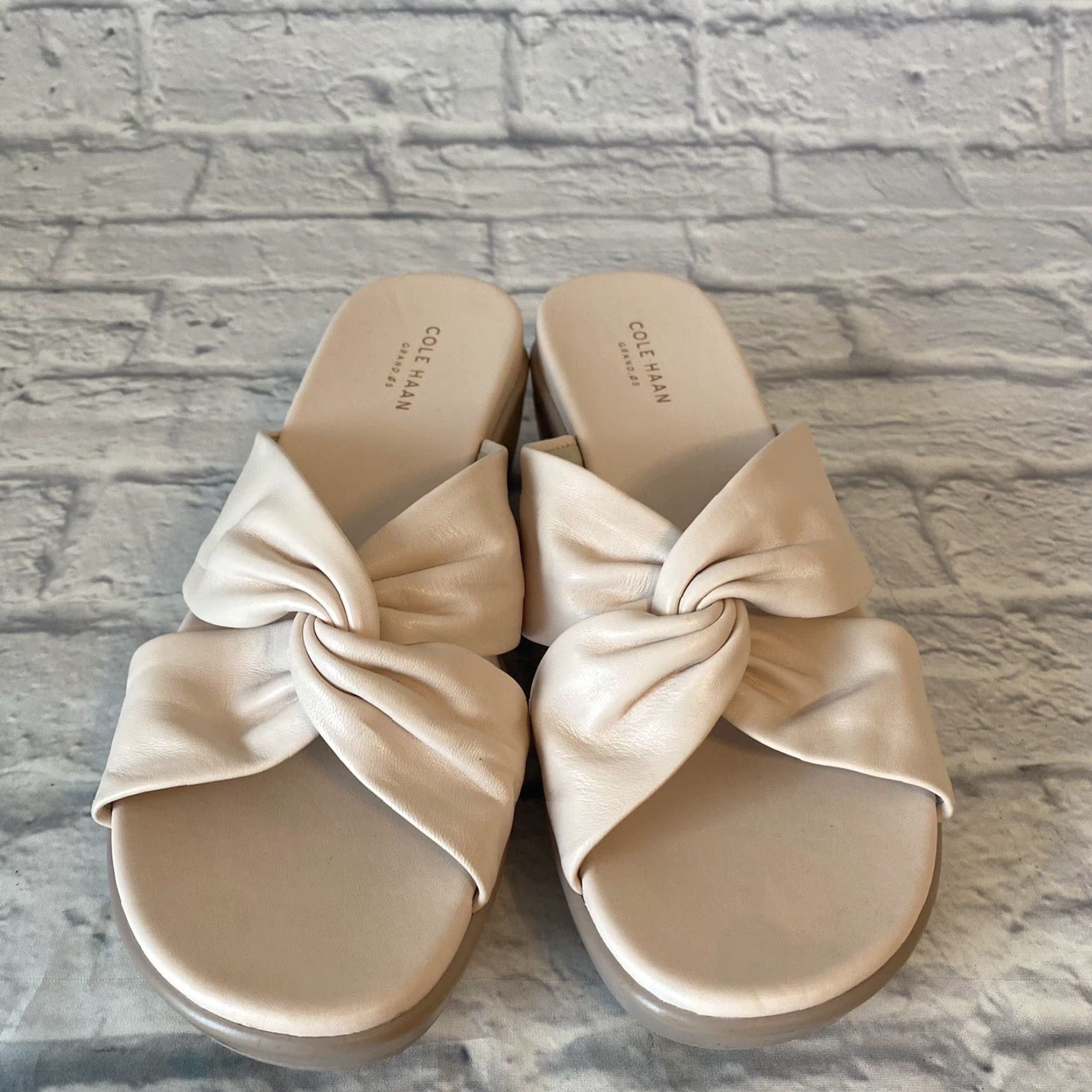 Cole Haan Cole Haan Grand OS Slide Sandals Cross Straps Wedge Heels Beige Women’s Size 10 Size US 8 / IT 38 - 7 Thumbnail