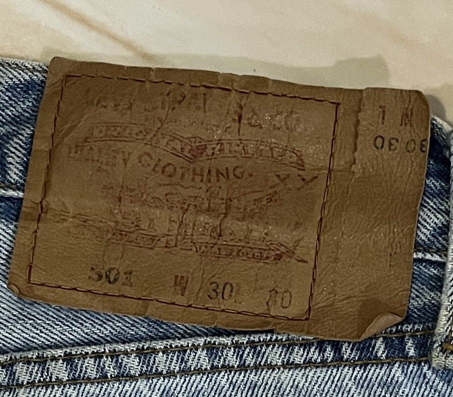 Levi's Vintage Clothing Vintage Levis 501 x Hitomi Handmade x Bob Marley Size US 30 / EU 46 - 11 Thumbnail