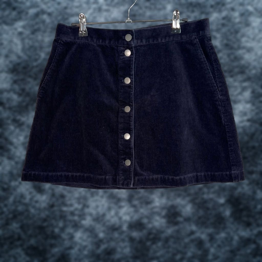 Uniqlo Uniqlo Womens Corduroy Button-Front Mini Skirt Black Size 10 Cotton Blend Short Casual Skirt Womens 10 Size 32" / US 10 / IT 46 - 1 Thumbnail