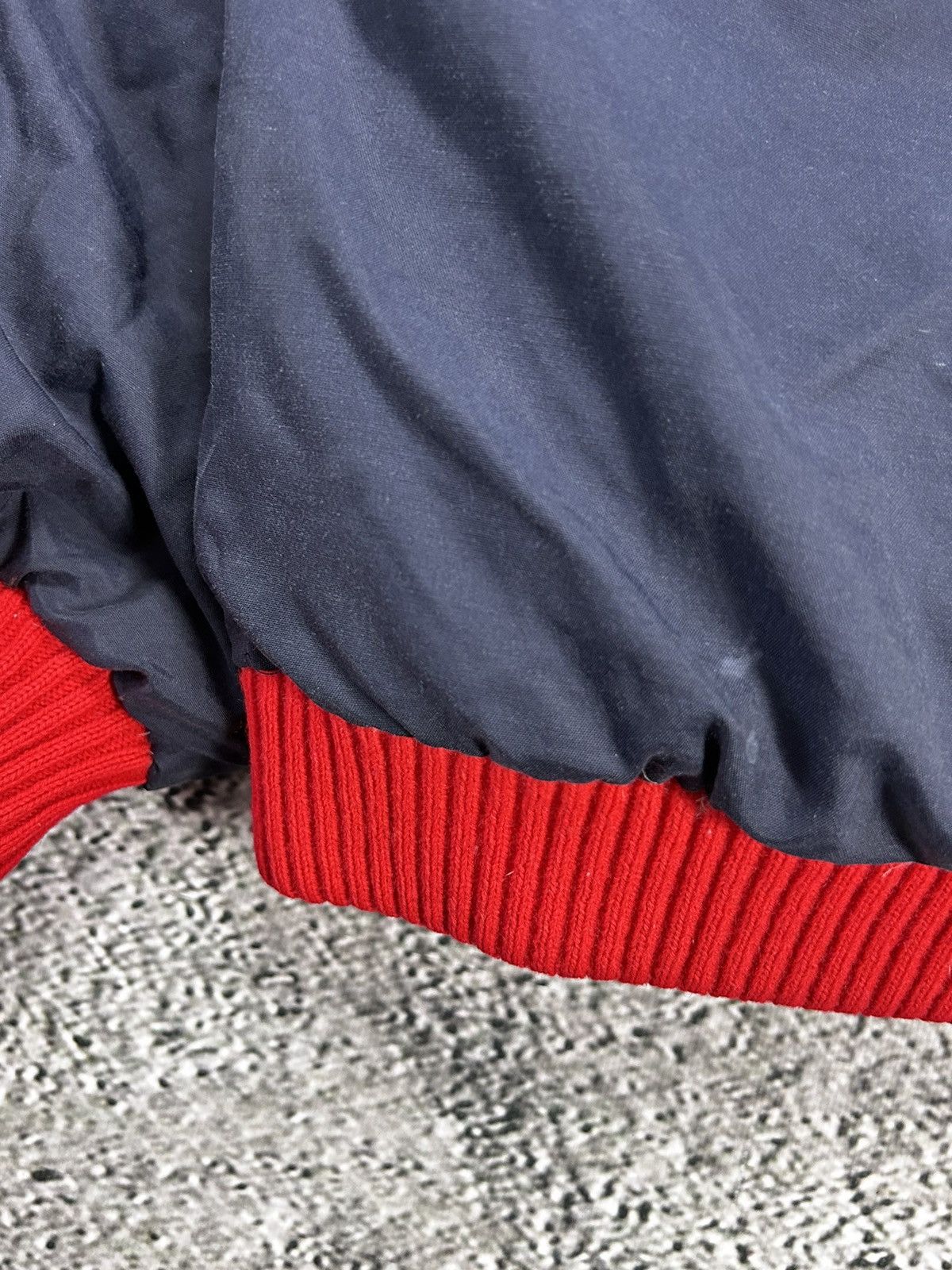 Moncler Moncler puffer jacket reversible vintage down red navy Size US S / EU 44-46 / 1 - 8 Thumbnail