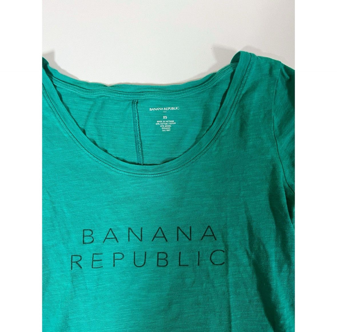 Banana Republic Banana Republic Teal Logo Graphic T-Shirt Top Tee Size XS ✨ Size US XS / EU 42 / 0 - 3 Thumbnail