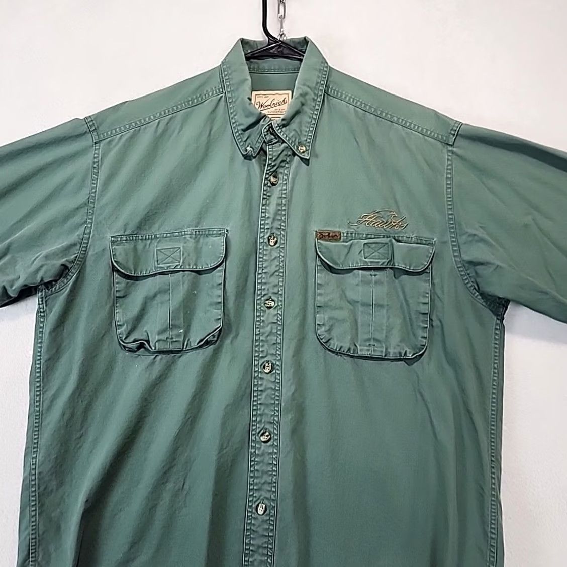 Vintage VINTAGE Woolrich Shirt Mens L Green Canvas Outdoor Casual Western Packable Pockets All Seasons Button-Up Collared Long Sleeve Regular Style Size US L / EU 52-54 / 3 - 3 Thumbnail