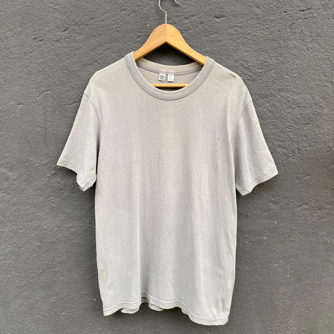 Uniqlo Thrashed Faded Christophe Lemaire X Uniqlo Tee Size US L / EU 52-54 / 3 - 1 Thumbnail