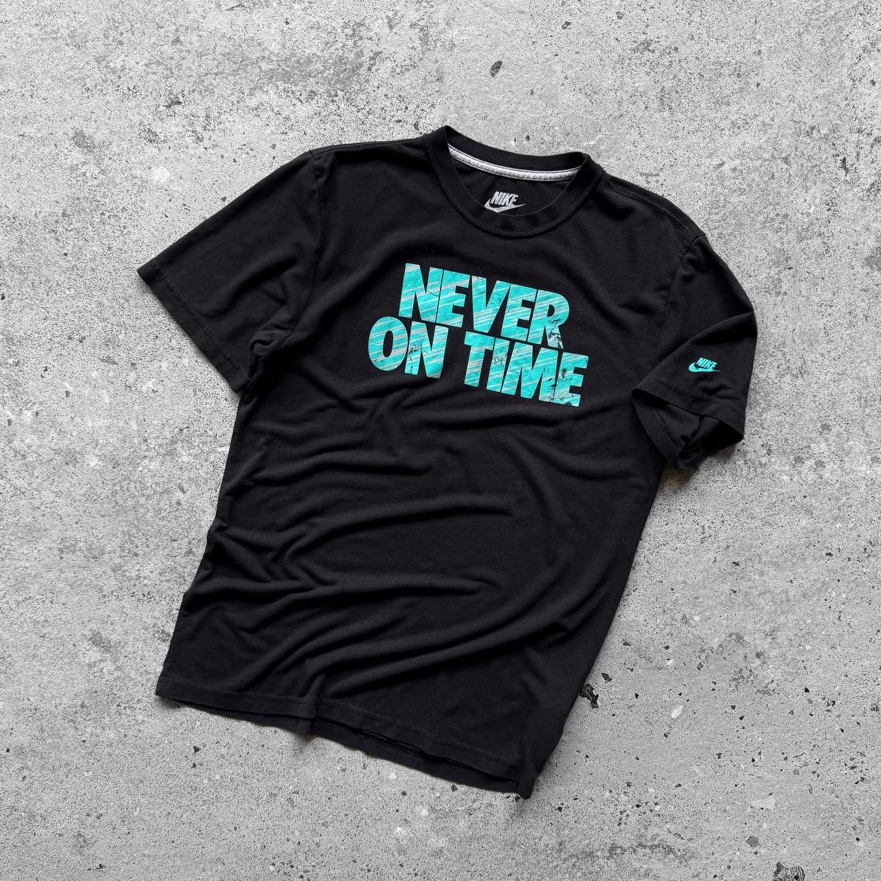 Nike Nike Mens Black Crew T-Shirt Never on Time Always on Point Size US M / EU 48-50 / 2 - 3 Thumbnail