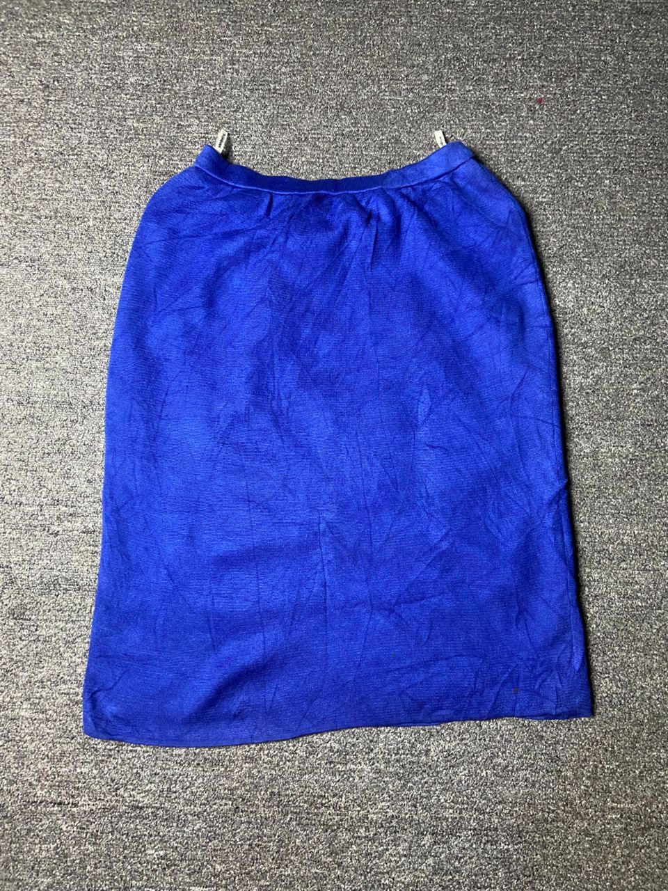 Yves Saint Laurent Yves Saint Laurent Authentic Pencil Skirt (172) Size 24" / US 00 / IT 34 - 2 Thumbnail