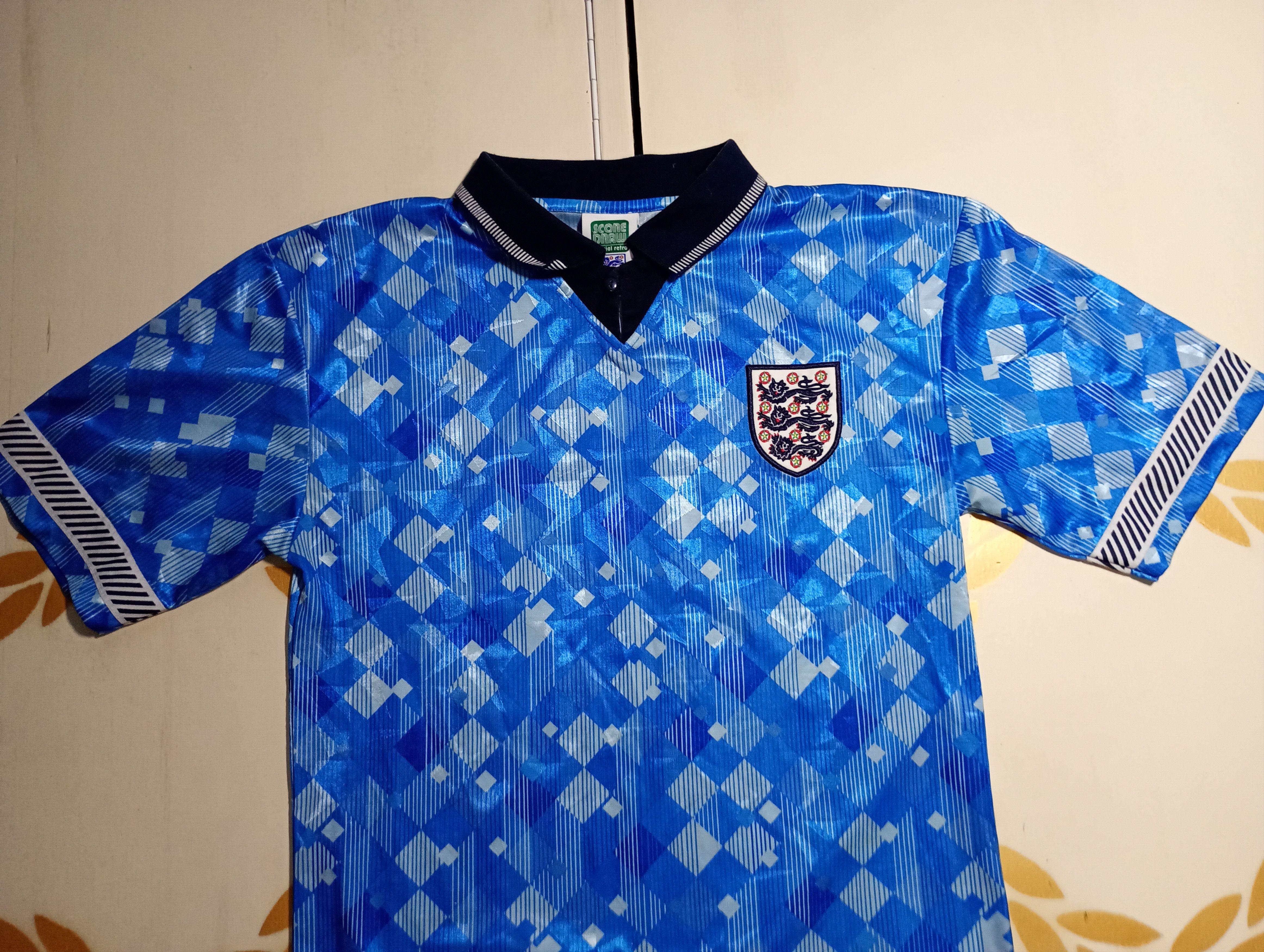 Vintage Score Draw England 1990 World Cup Third Shirt Size US S / EU 44-46 / 1 - 4 Thumbnail