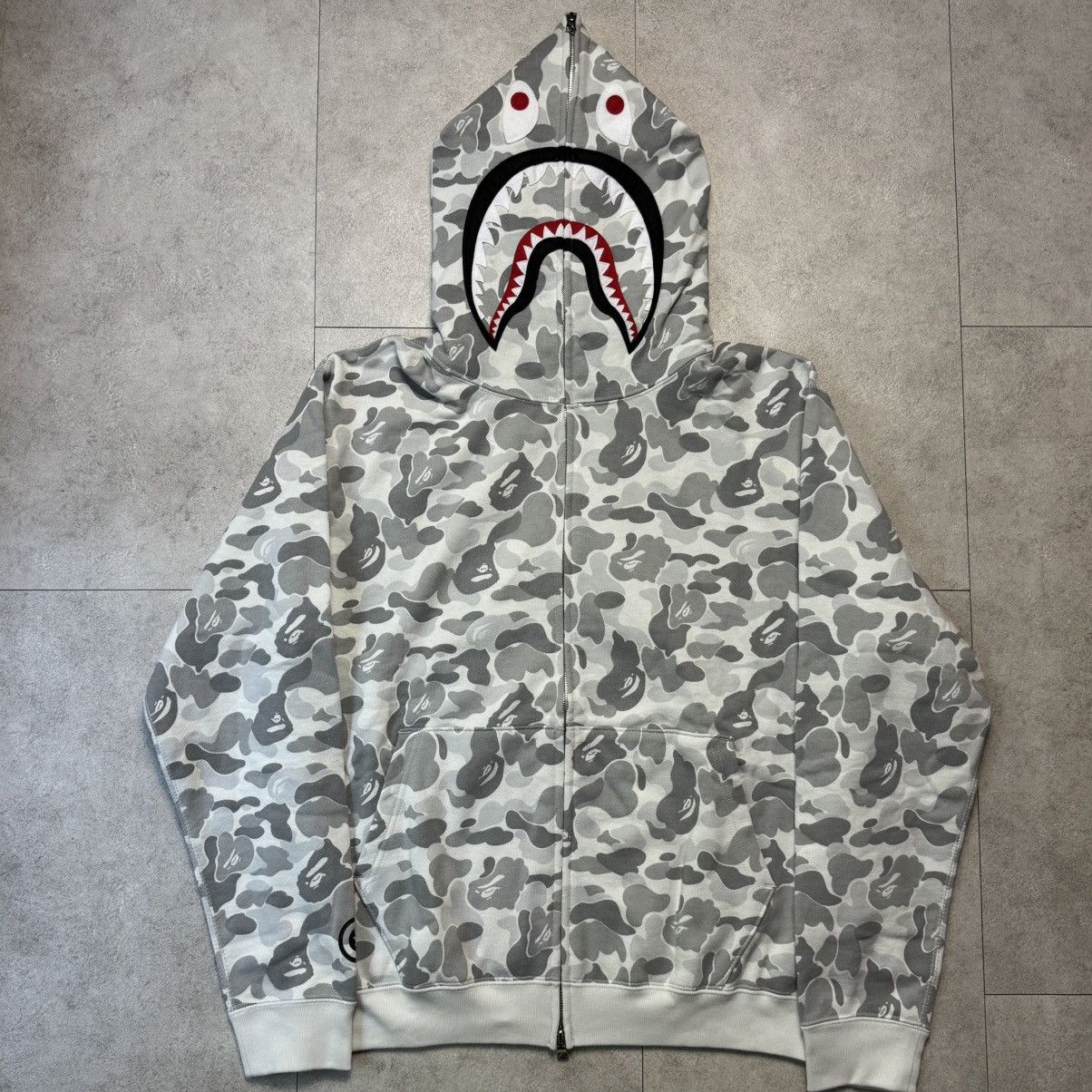 Bape New Bape Harajuku Limited Camo Full Zip Shark Hoodie Size US M / EU 48-50 / 2 - 1 Thumbnail