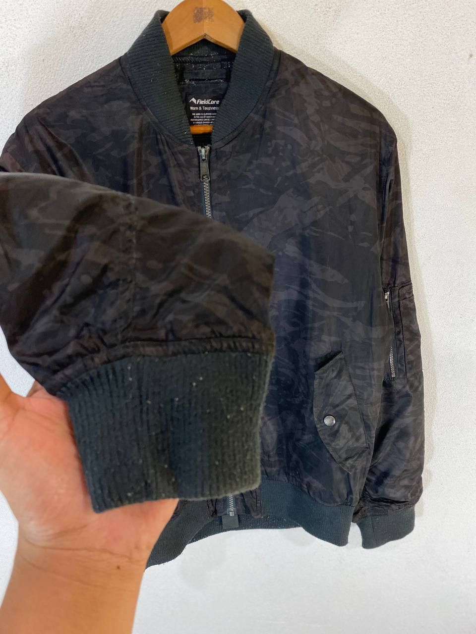 Japanese Brand fieldcore japanese brand camo bomber jacket heat assist Size US L / EU 52-54 / 3 - 4 Thumbnail