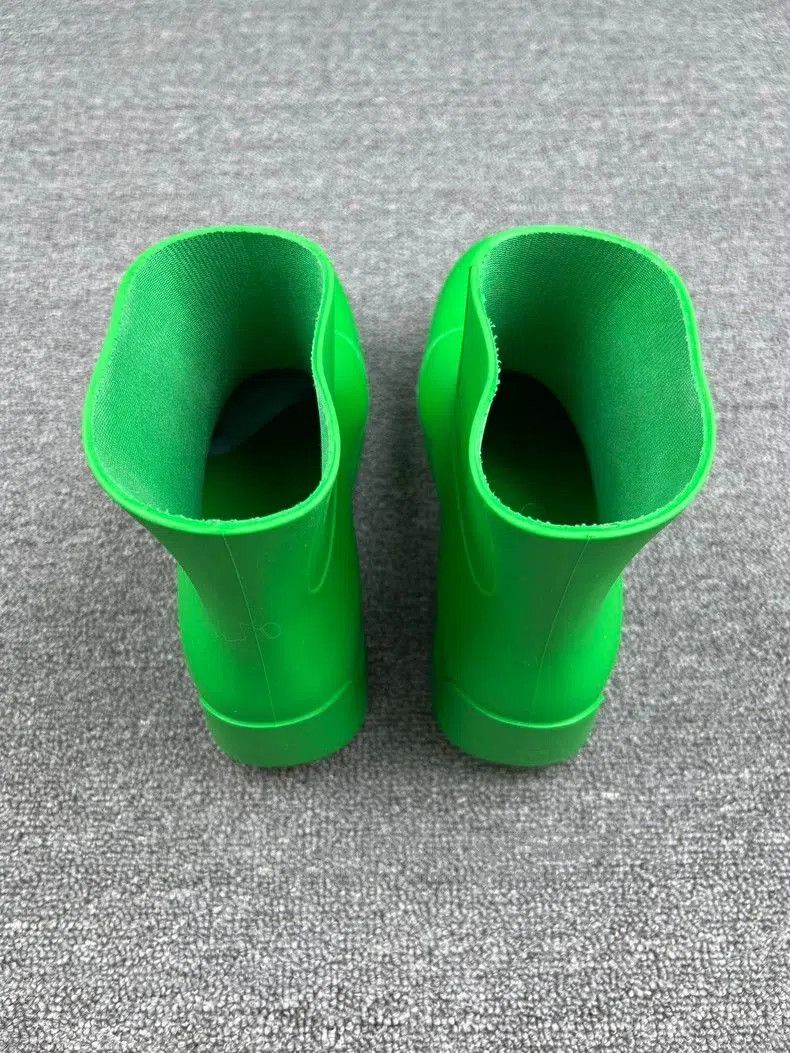 Bottega Veneta Bottega Veneta Green Rain Boots. Size US 7 / EU 40 - 4 Thumbnail