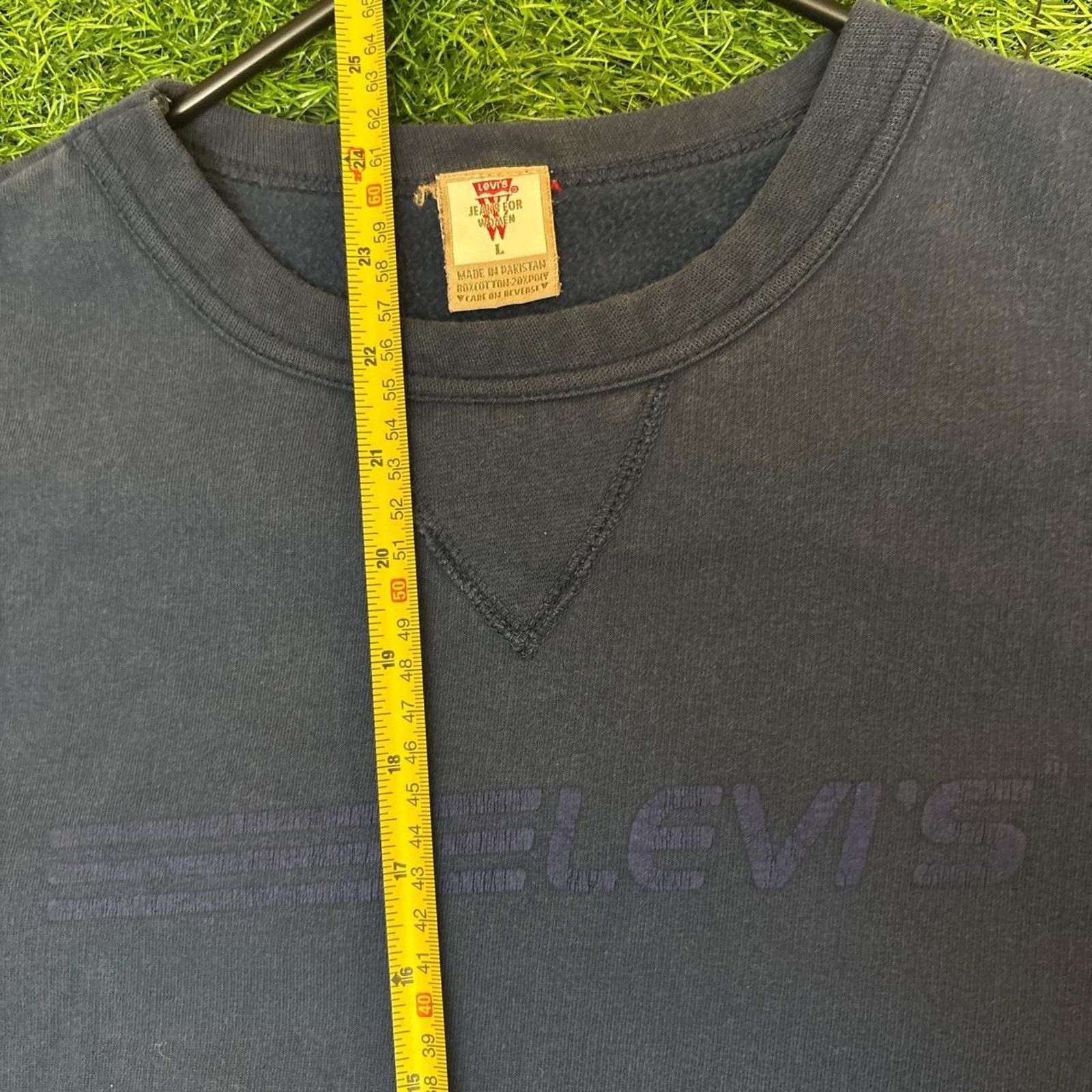Levi's Women's Vintage Navy Levi's Crewneck Sweatshirt Size L / US 10 / IT 46 - 3 Thumbnail